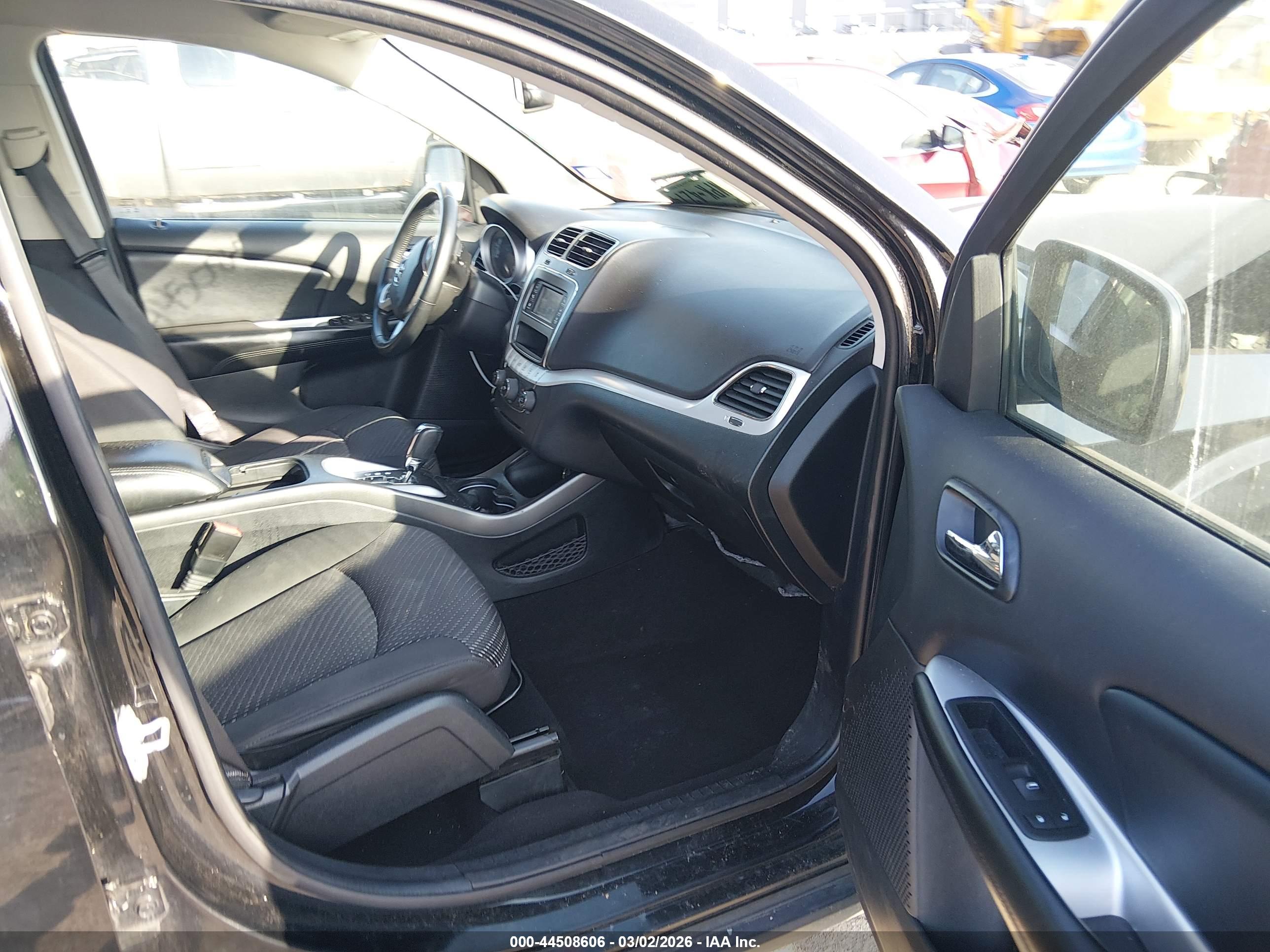 DODGE JOURNEY image 5