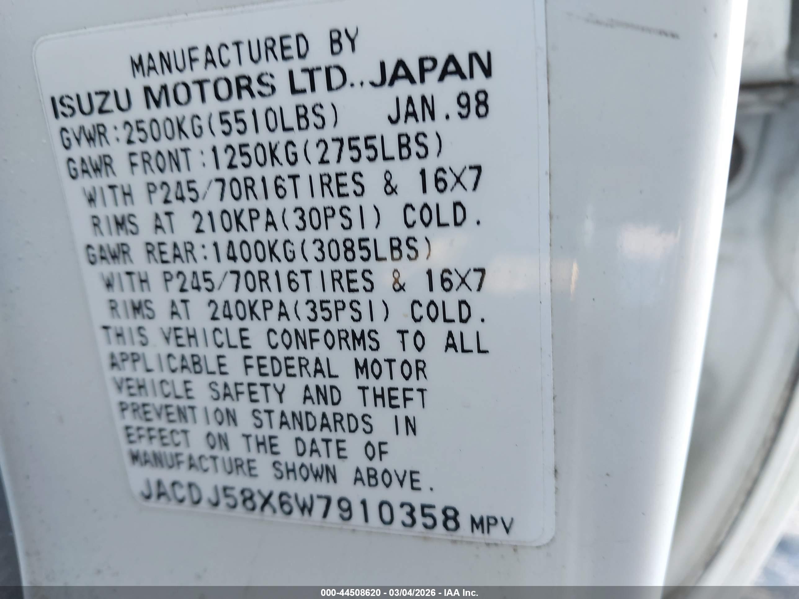 ISUZU TROOPER image 9