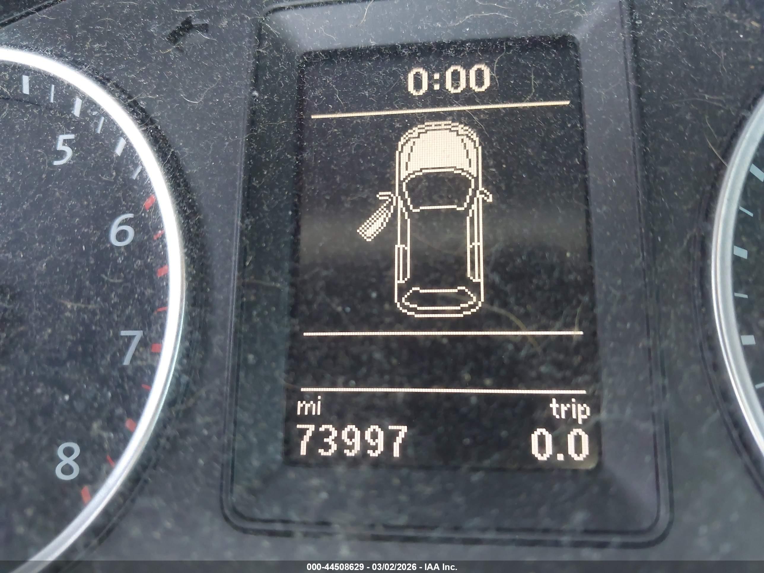 VOLKSWAGEN TIGUAN image 7