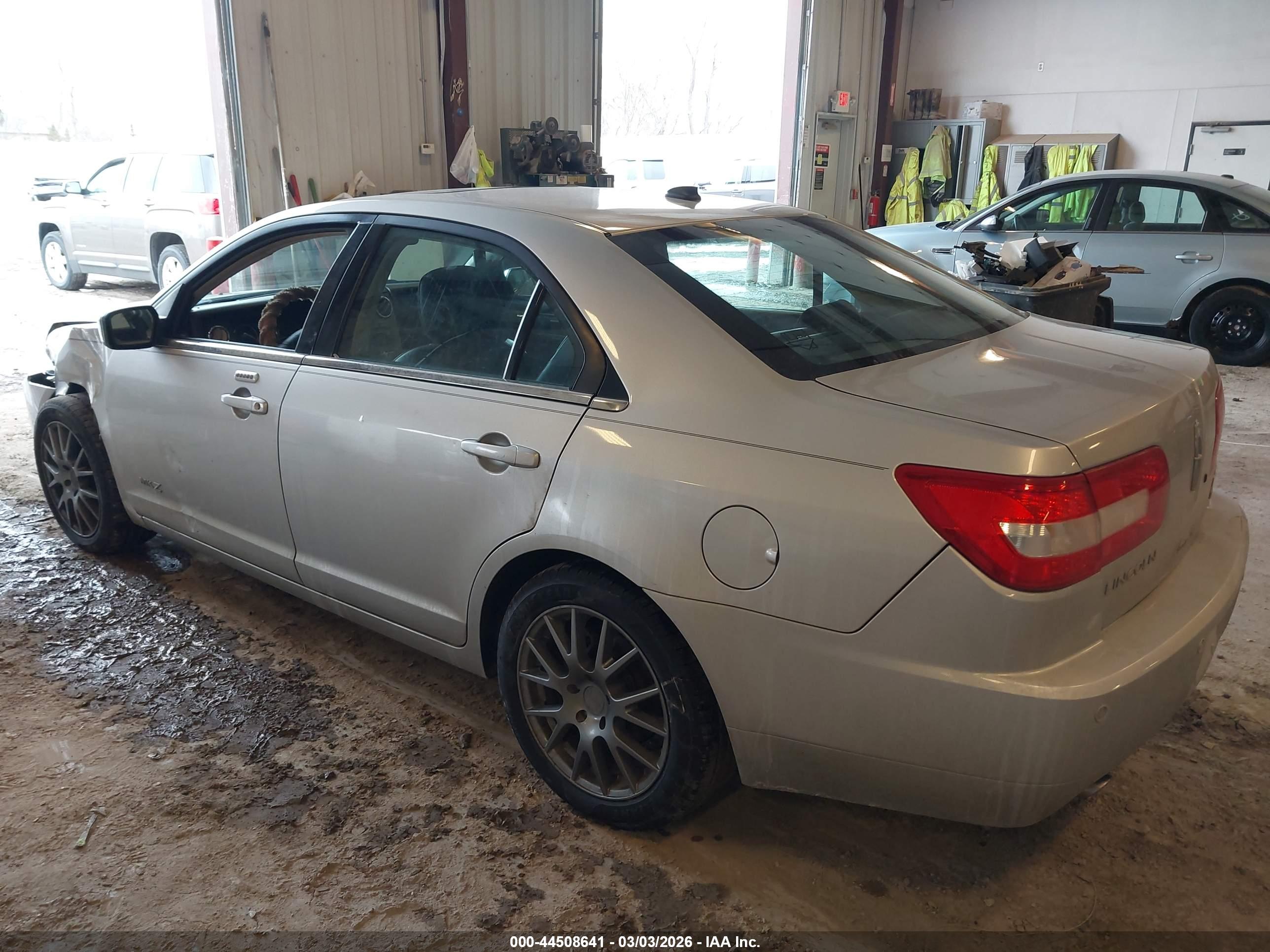 LINCOLN MKZ image 3