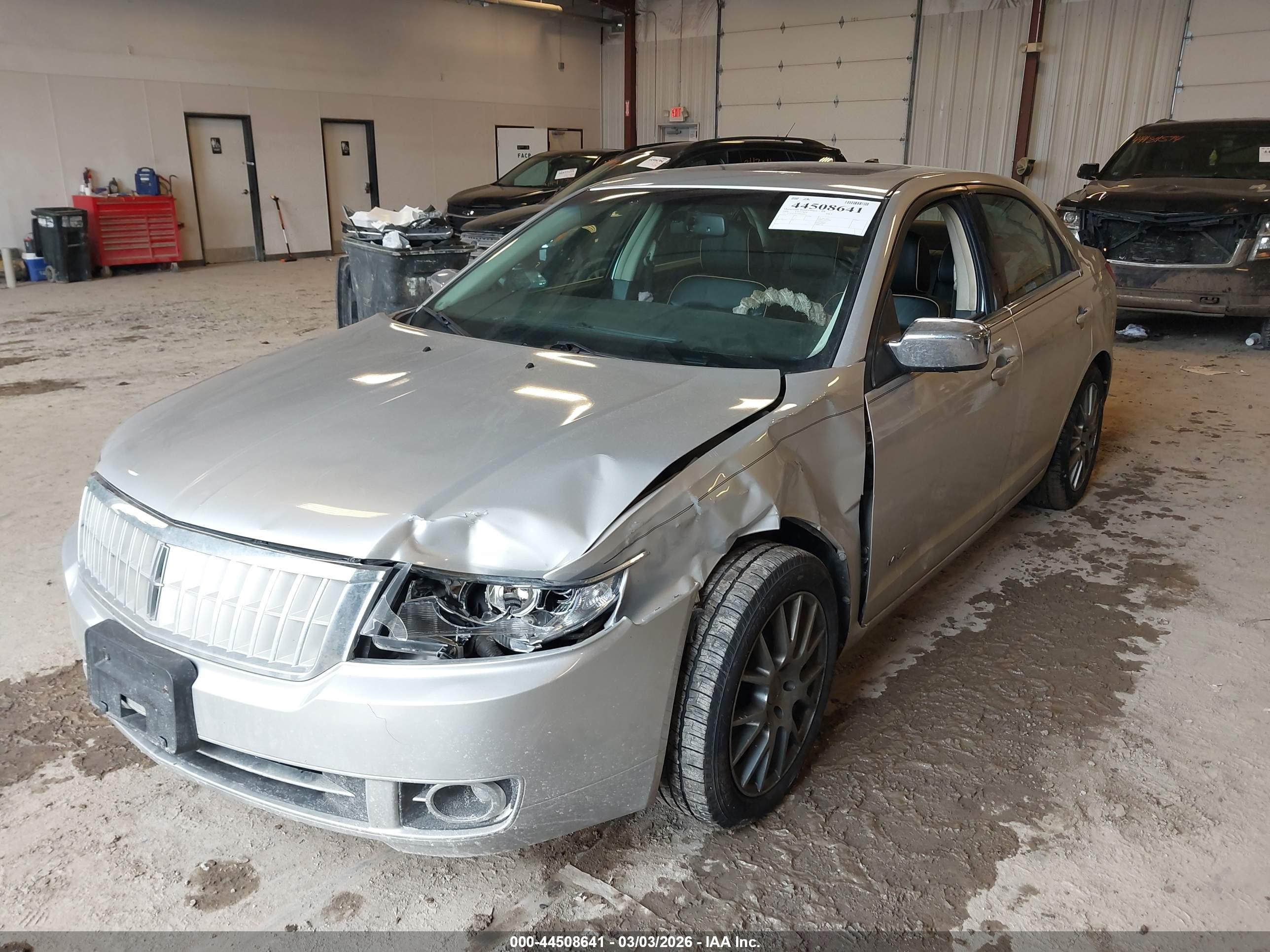 LINCOLN MKZ image 6