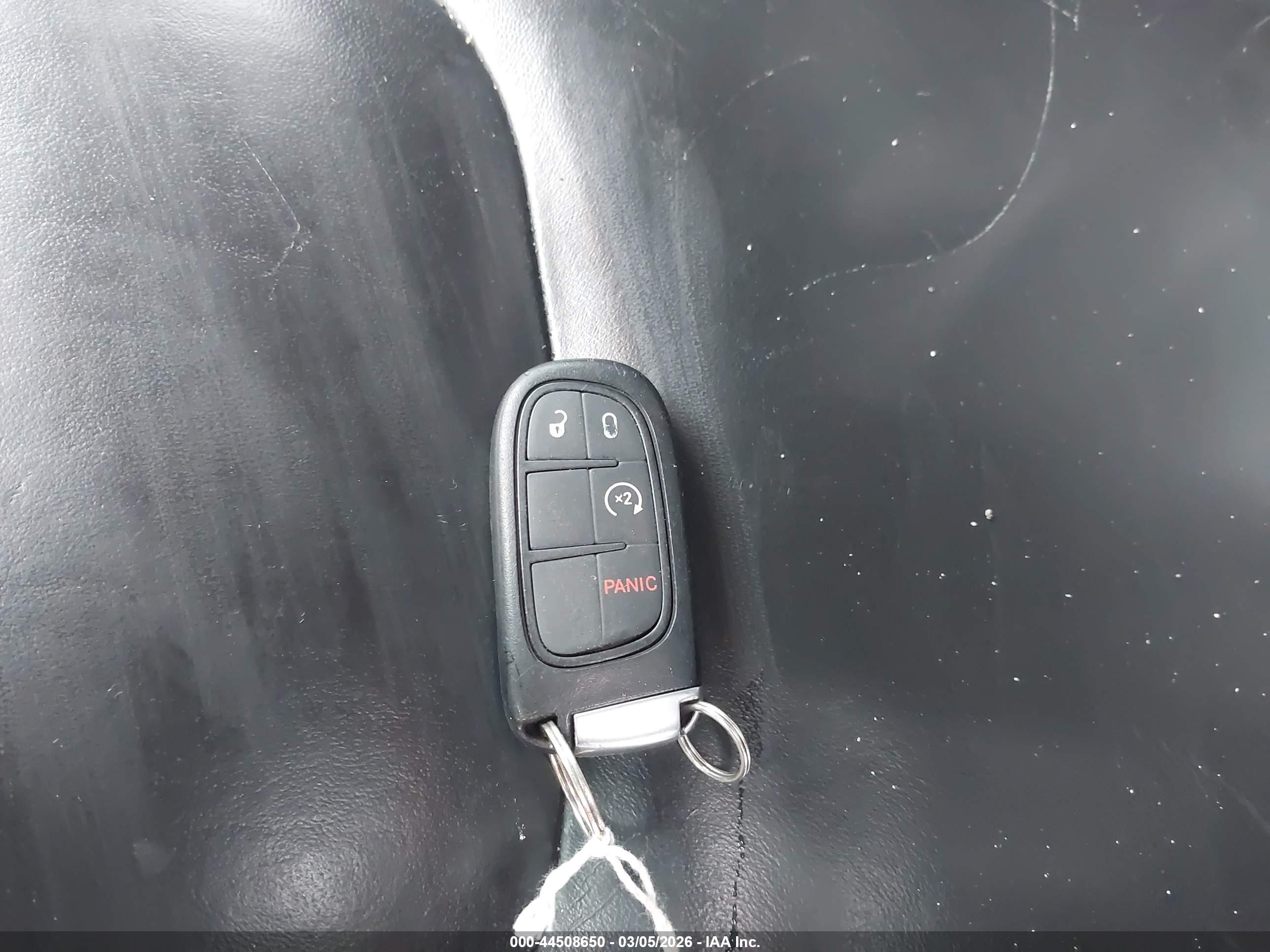 JEEP CHEROKEE image 11