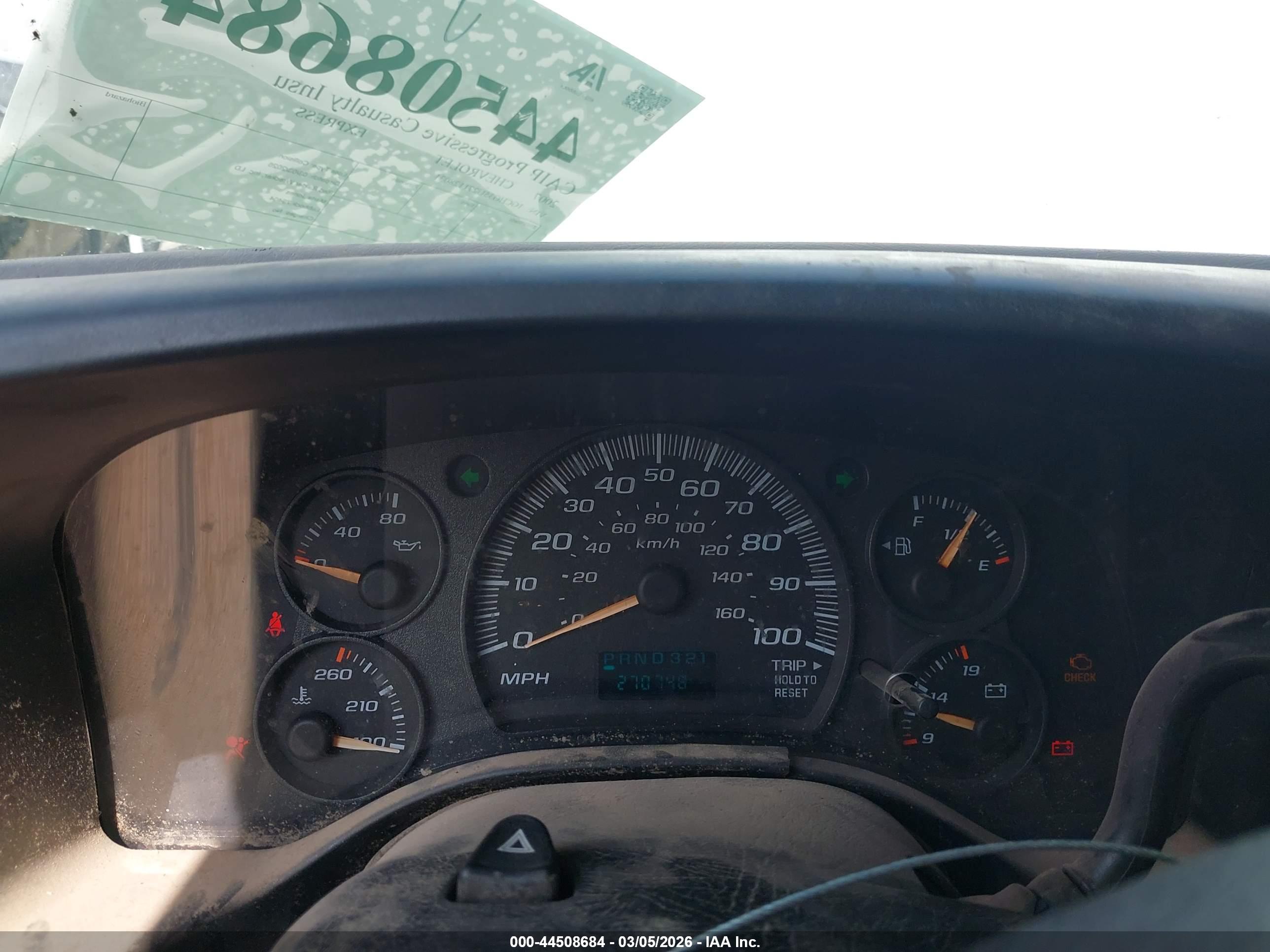 CHEVROLET EXPRESS image 7