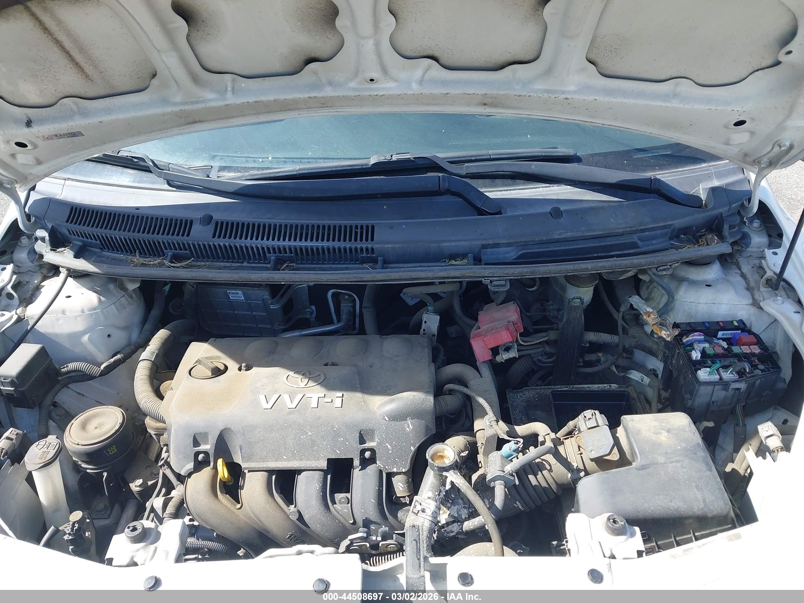 TOYOTA YARIS image 10