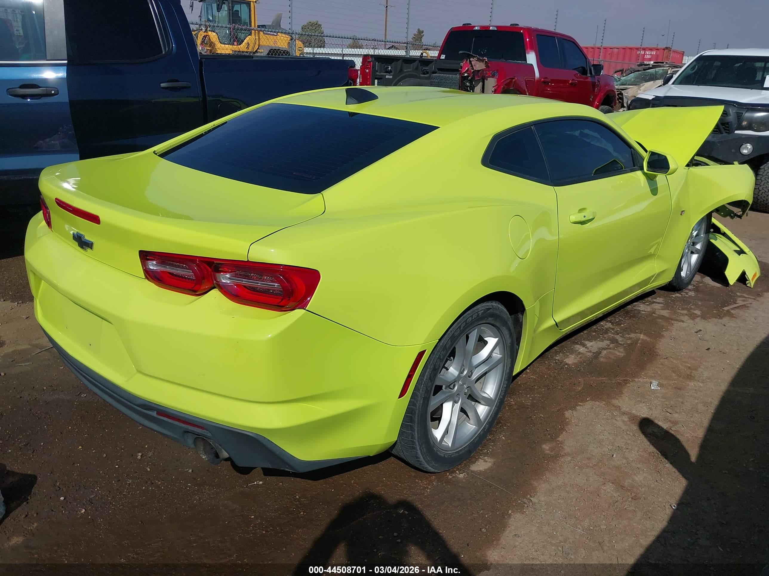 CHEVROLET CAMARO image 4