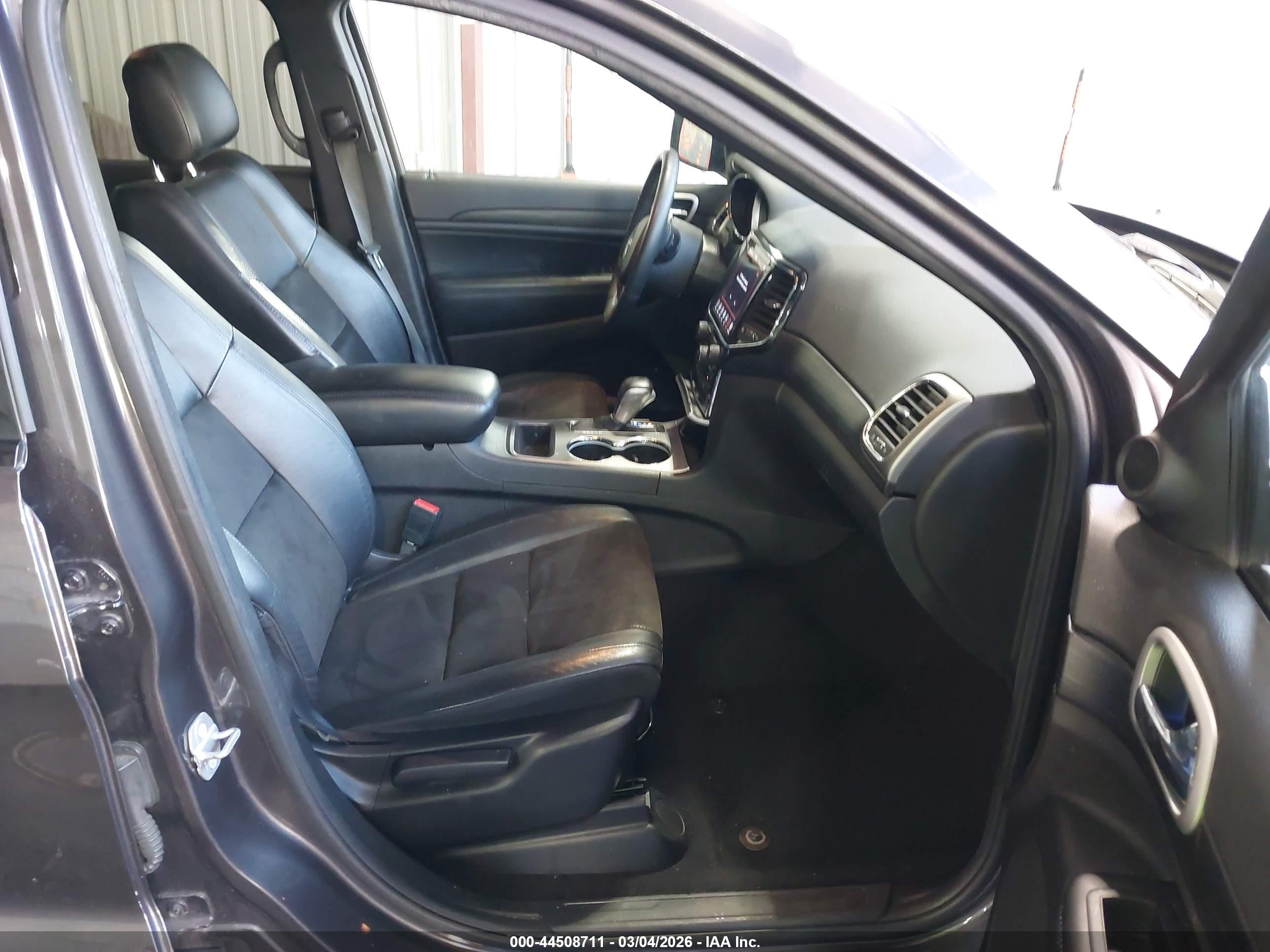 JEEP GRAND image 5