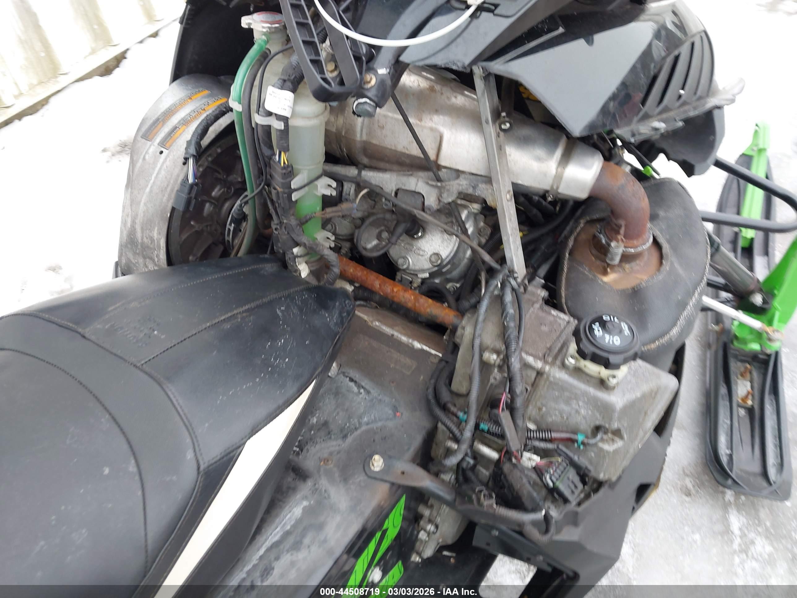 ARCTIC CAT image 10