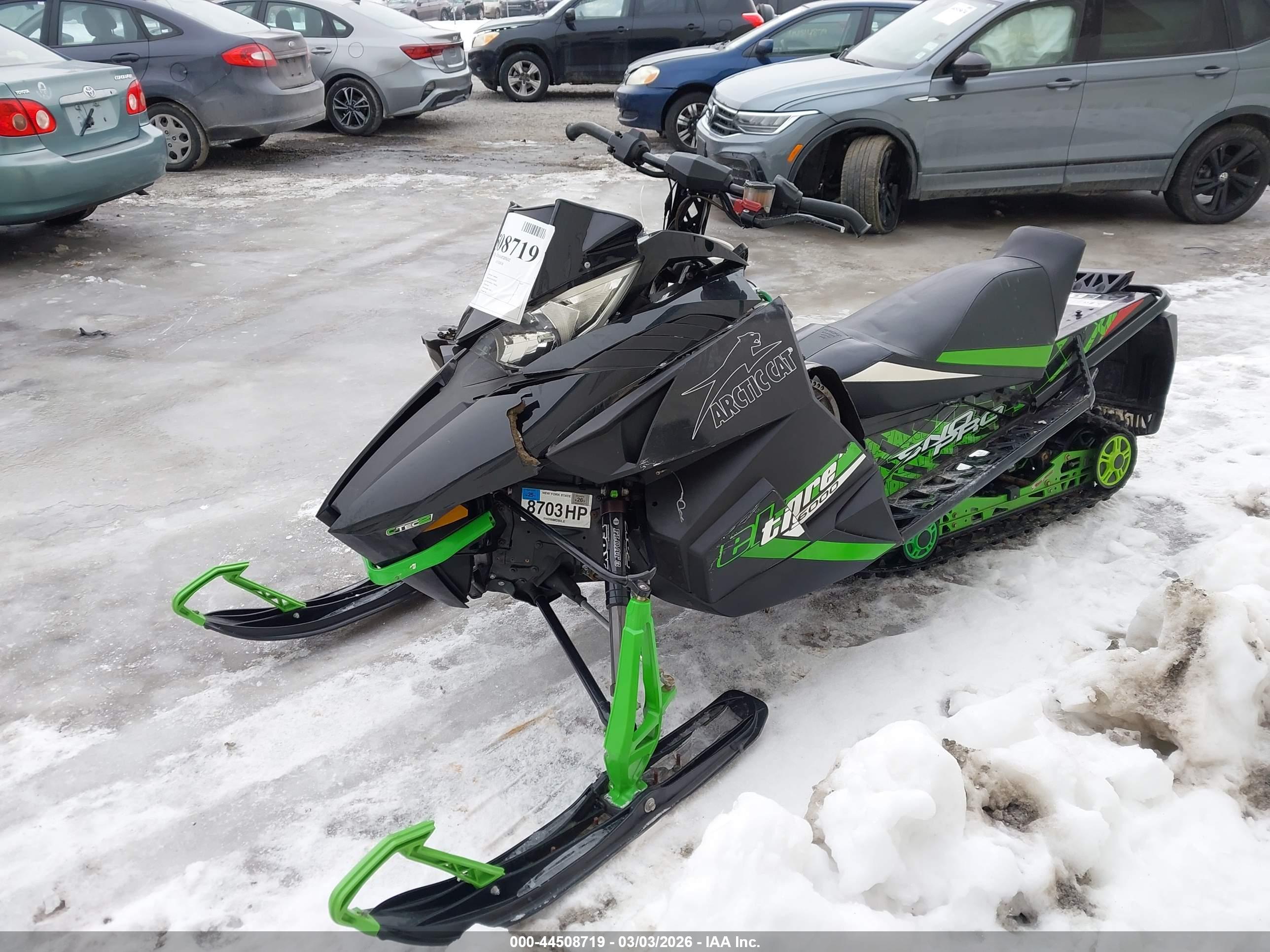 ARCTIC CAT image 2