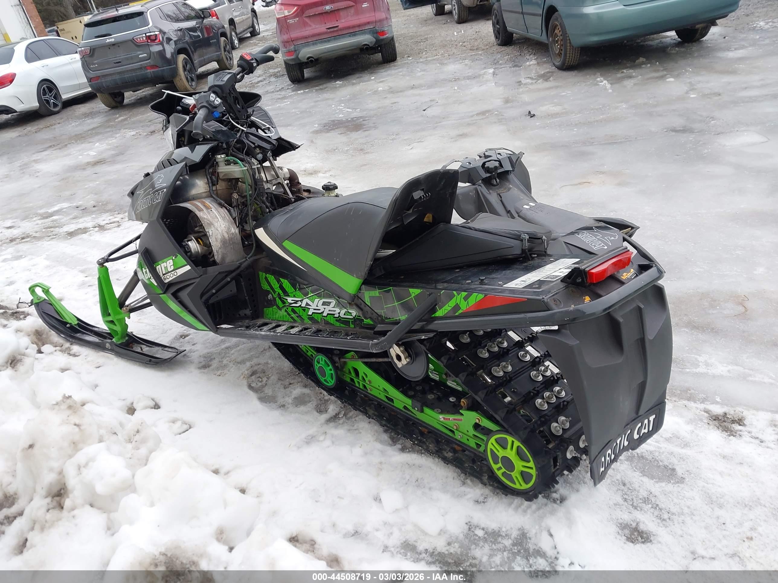 ARCTIC CAT image 3