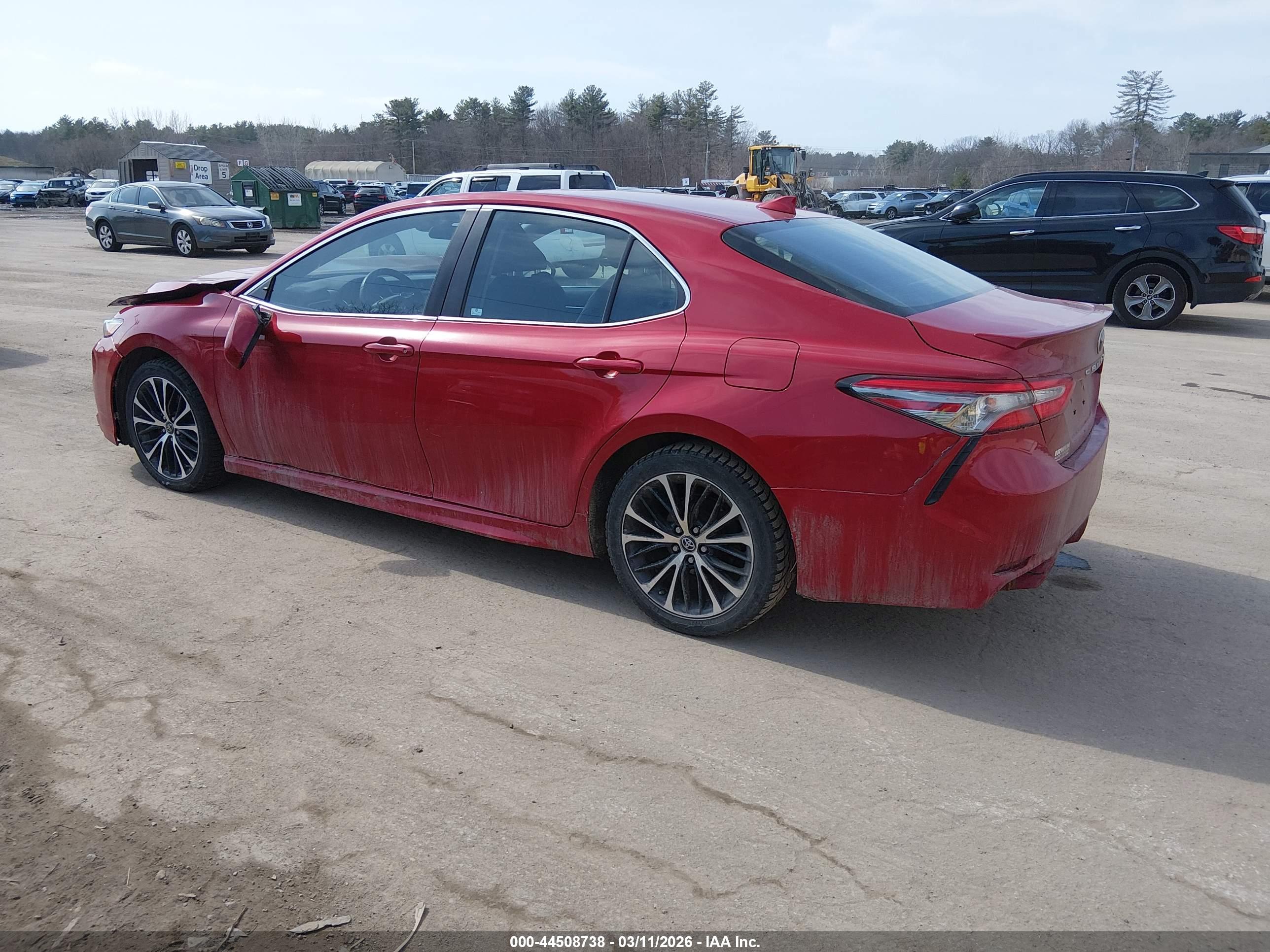 TOYOTA CAMRY image 3