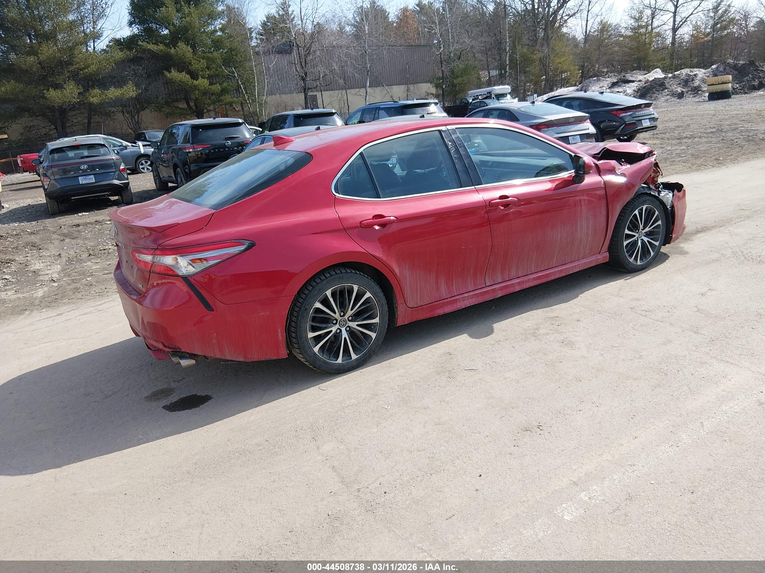 TOYOTA CAMRY image 4