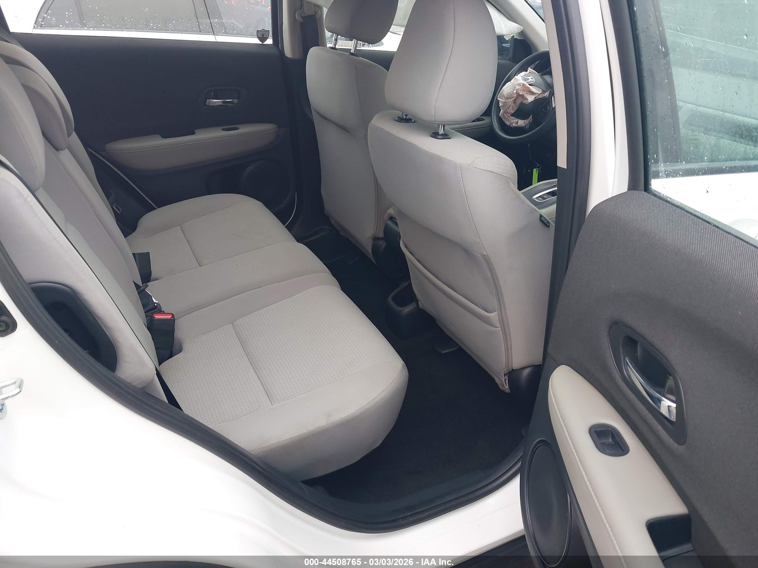 HONDA HR-V image 8