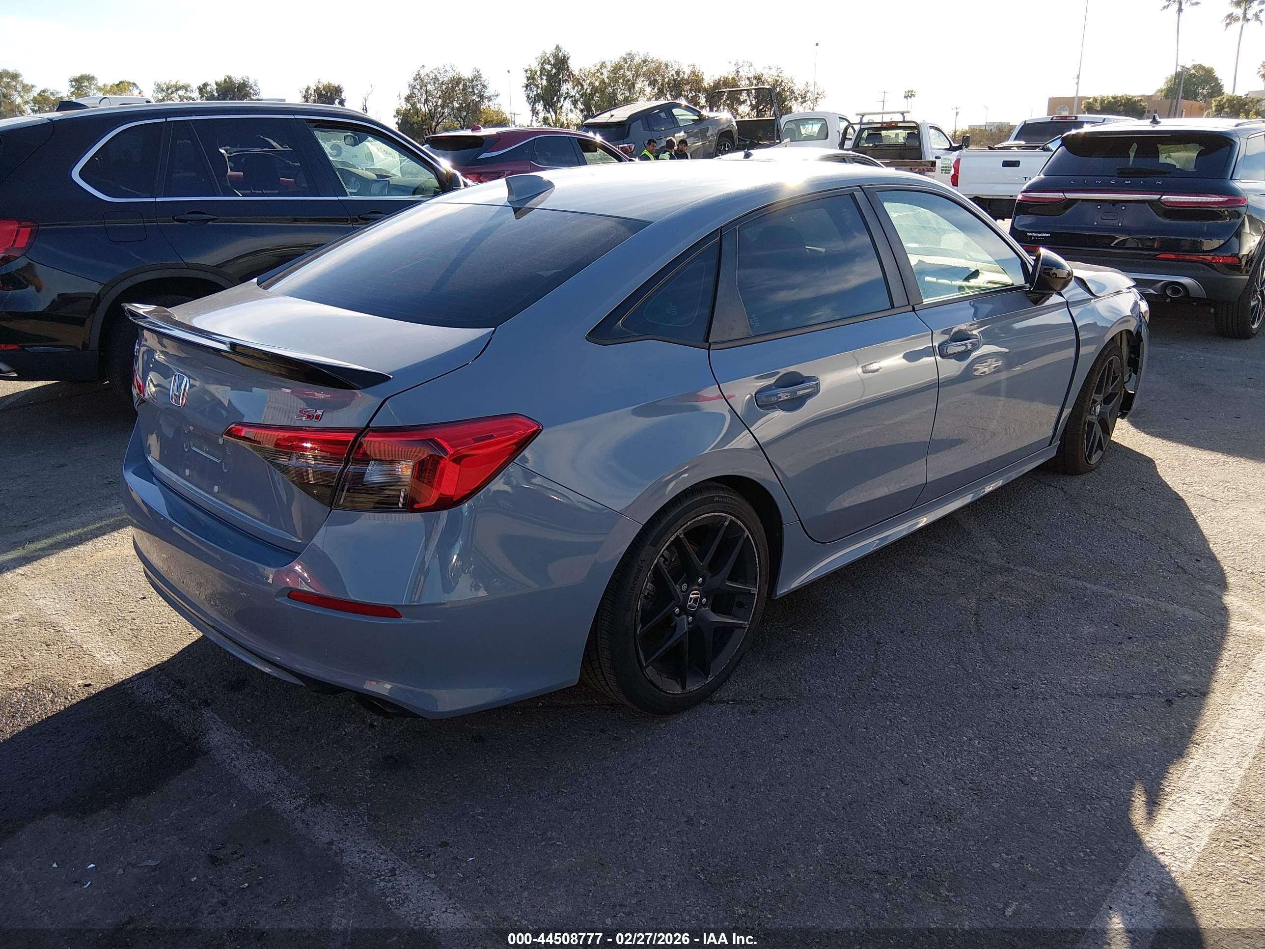 HONDA CIVIC image 4