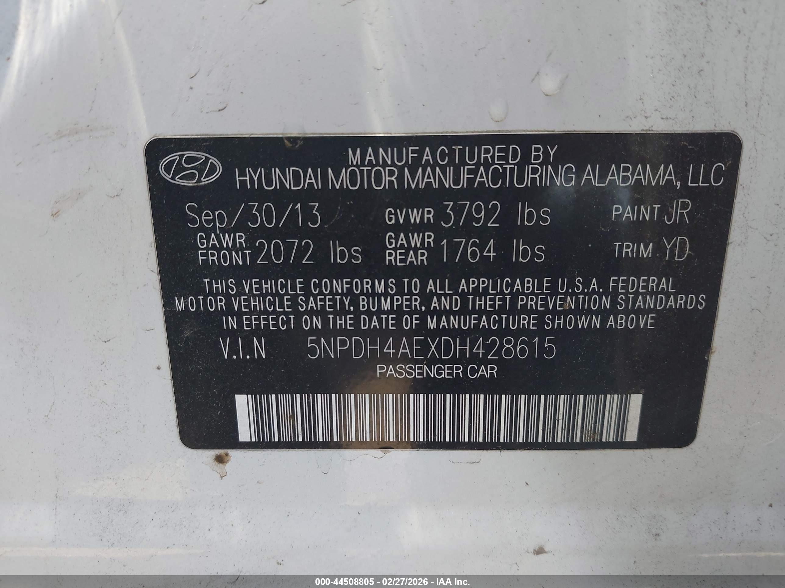 HYUNDAI ELANTRA image 9