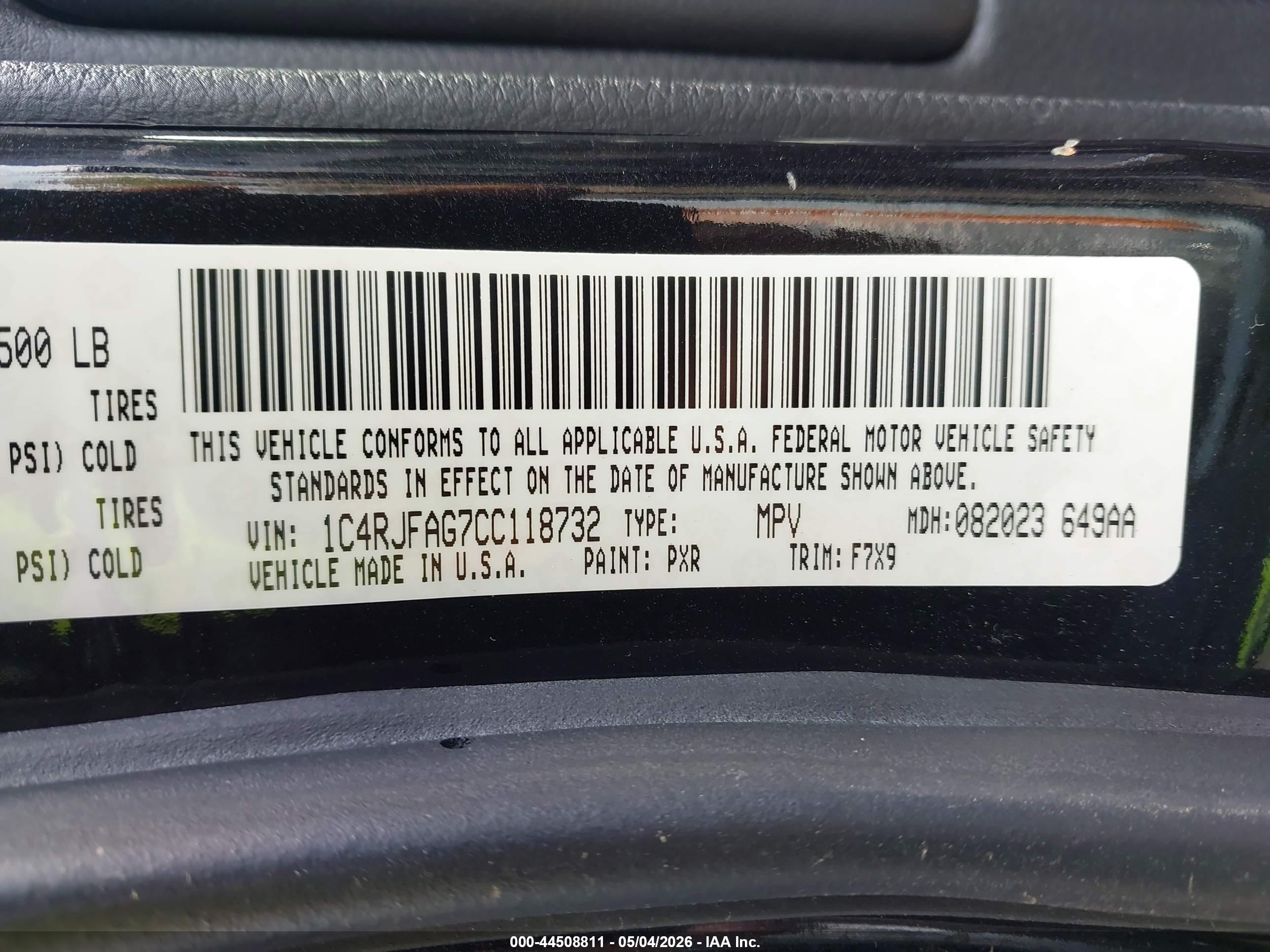 JEEP GRAND image 9