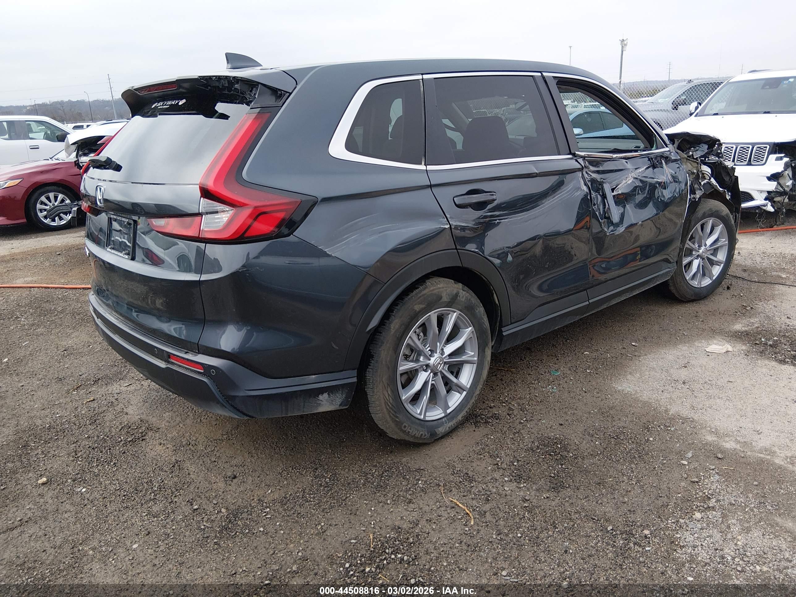 HONDA CR-V image 4