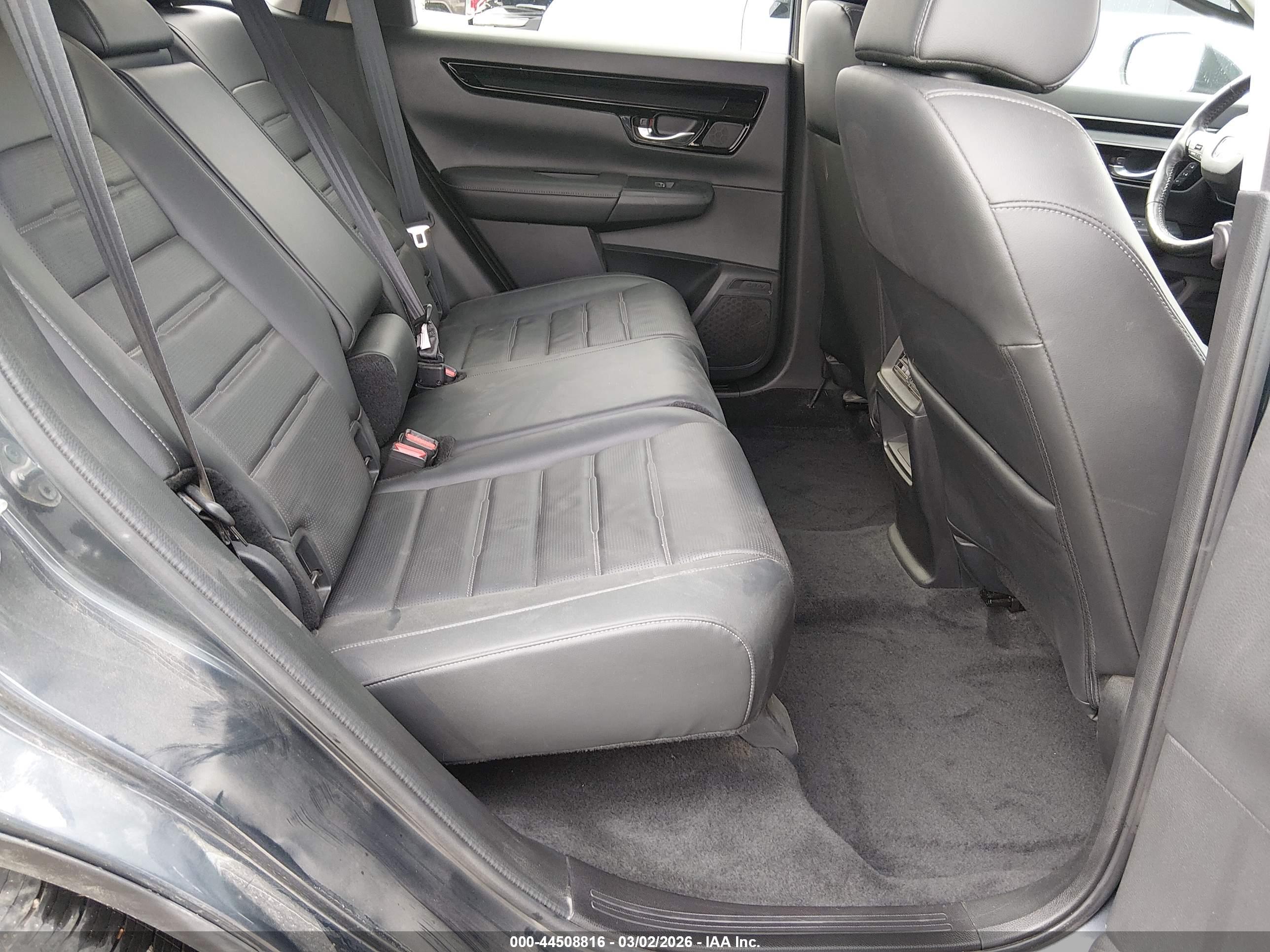 HONDA CR-V image 8
