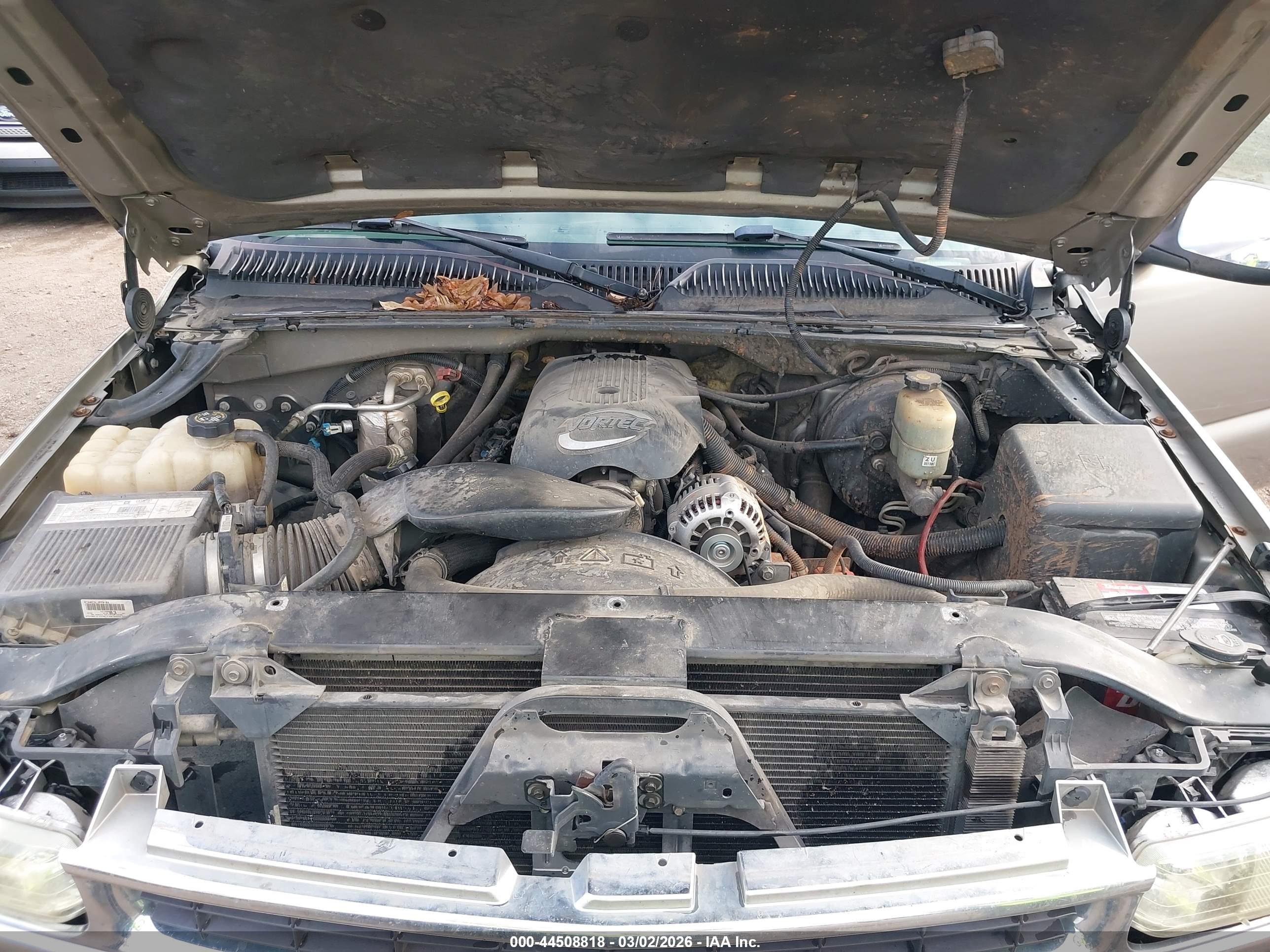 CHEVROLET SILVERADO image 10