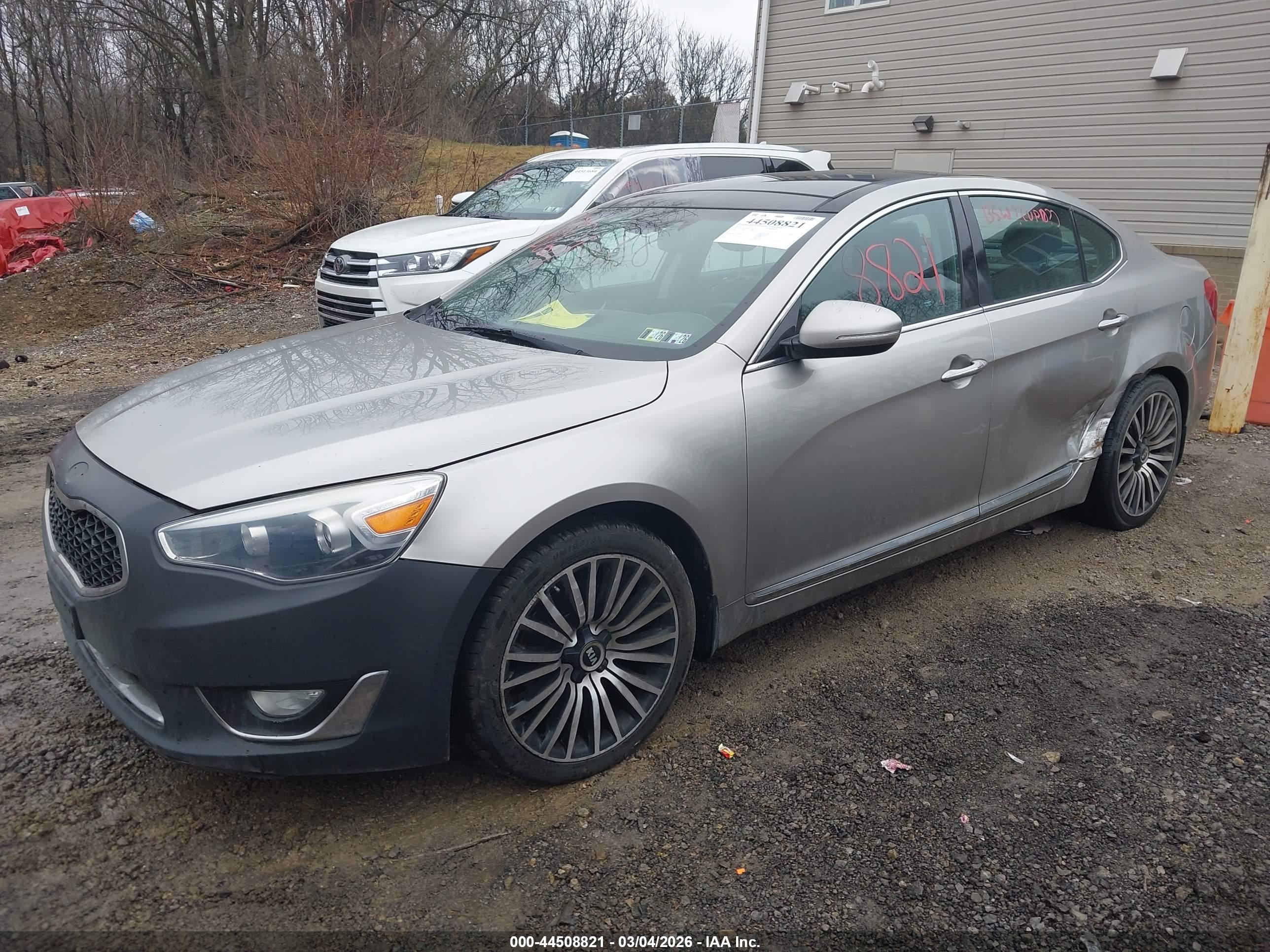 KIA CADENZA image 2