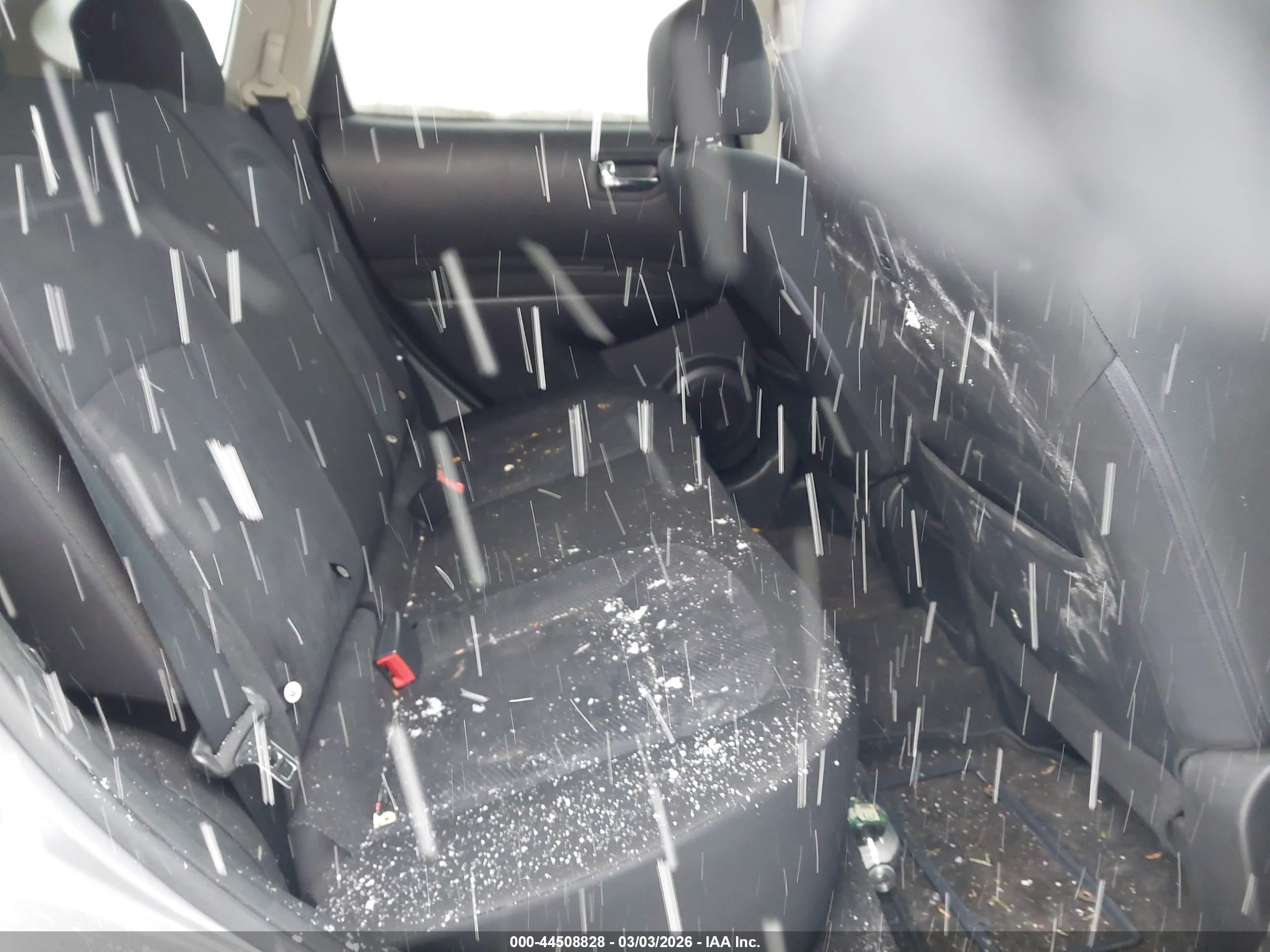 NISSAN ROGUE image 8