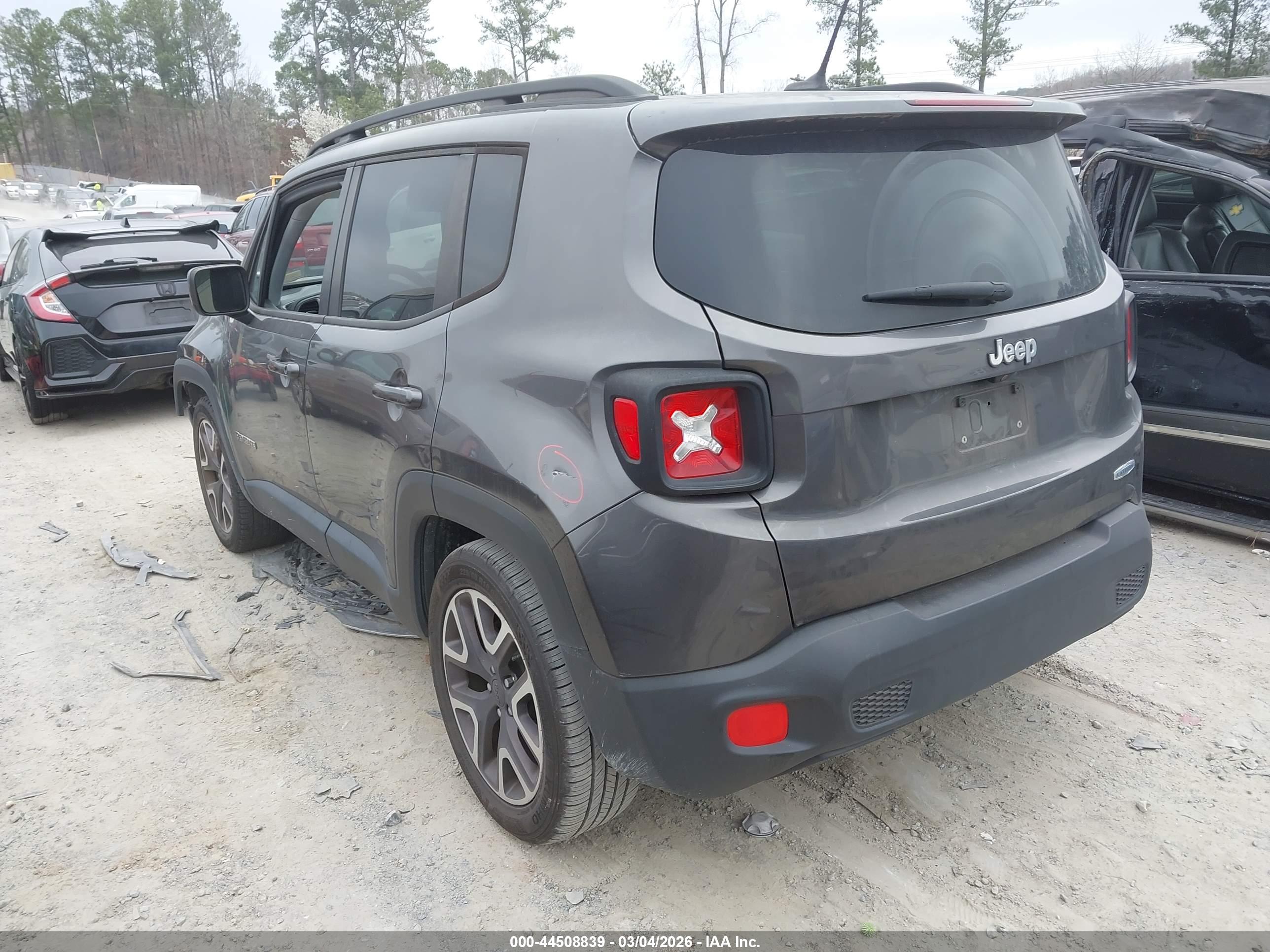 JEEP RENEGADE image 3