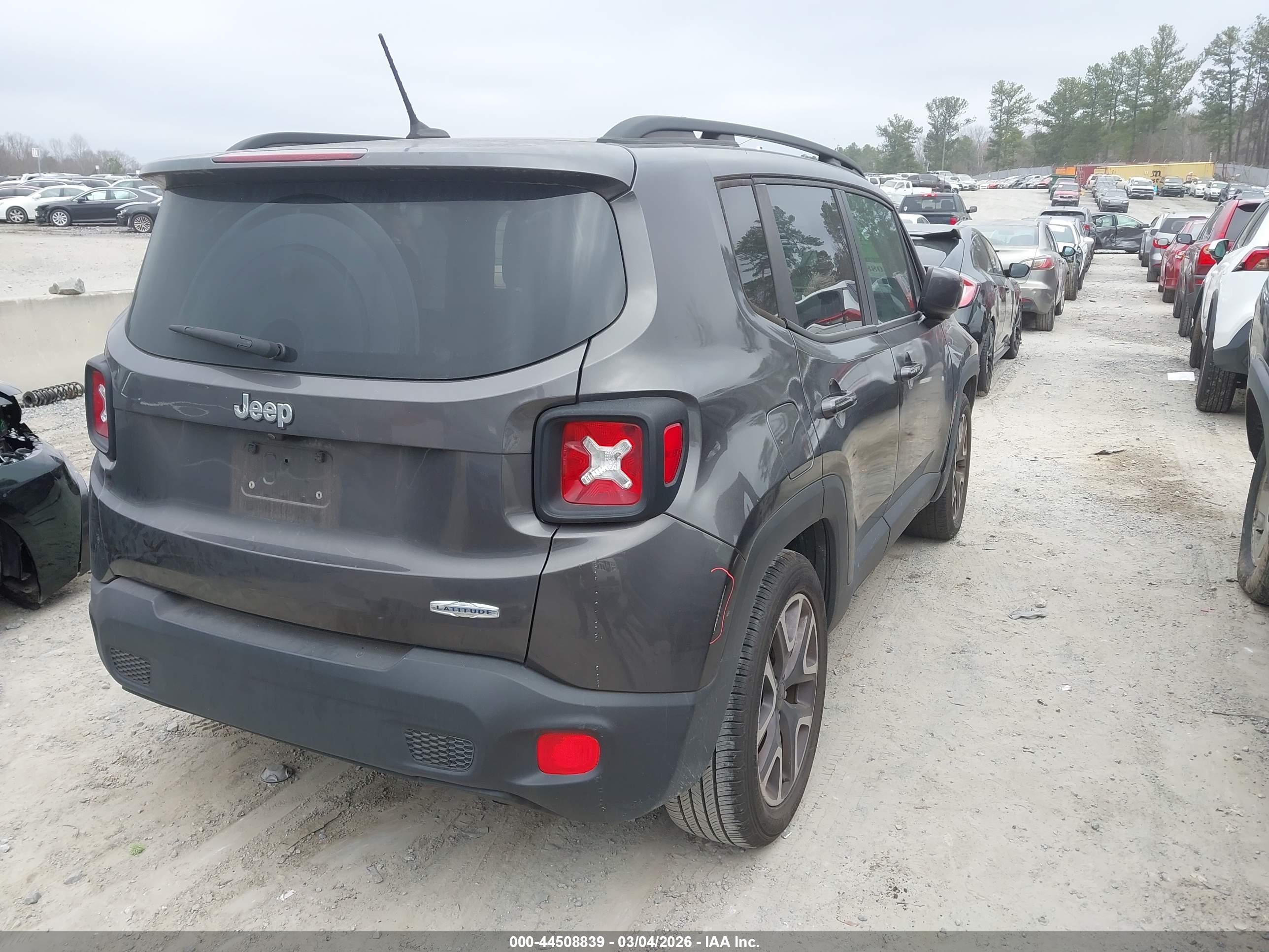 JEEP RENEGADE image 4