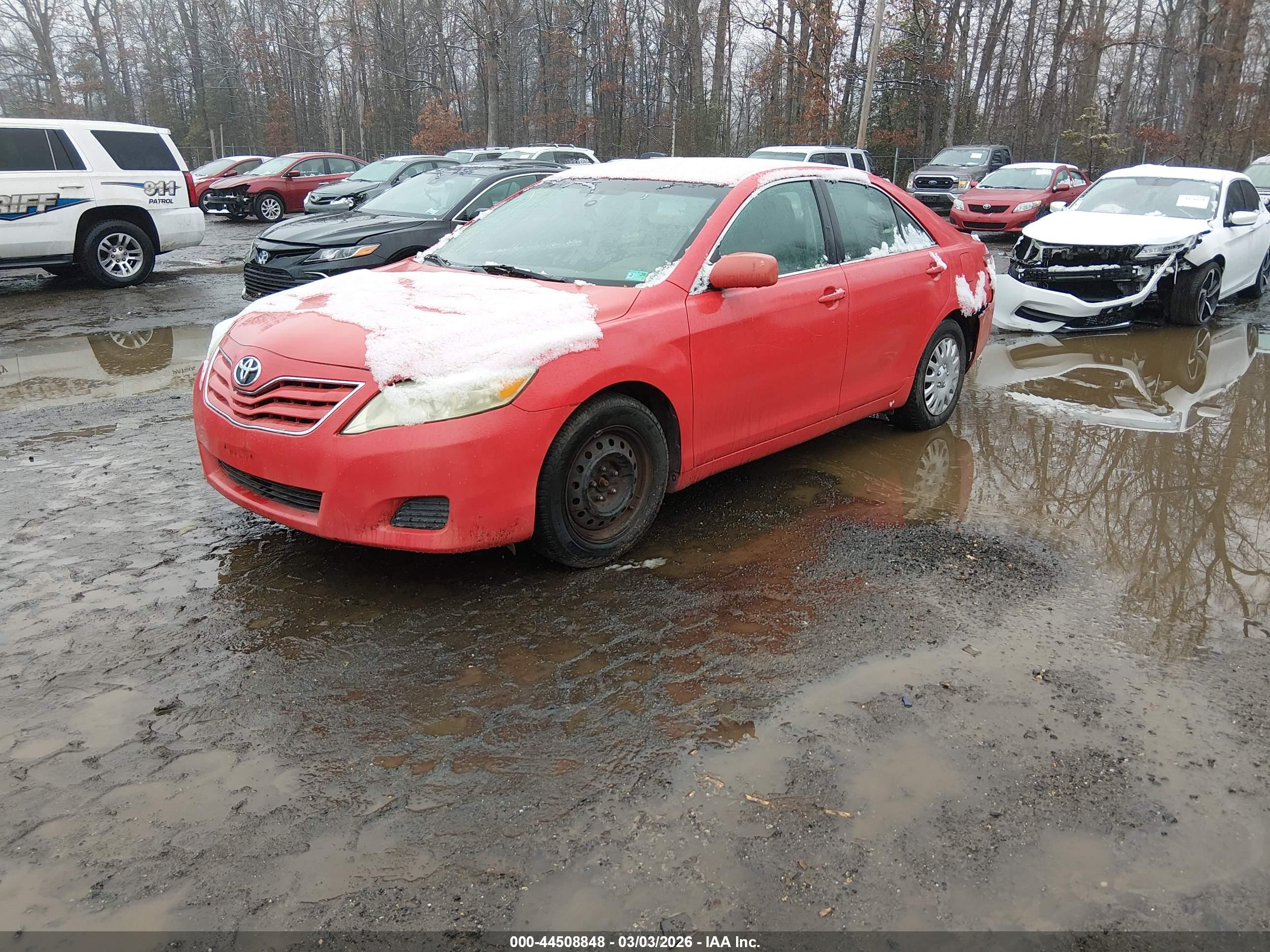 TOYOTA CAMRY image 2