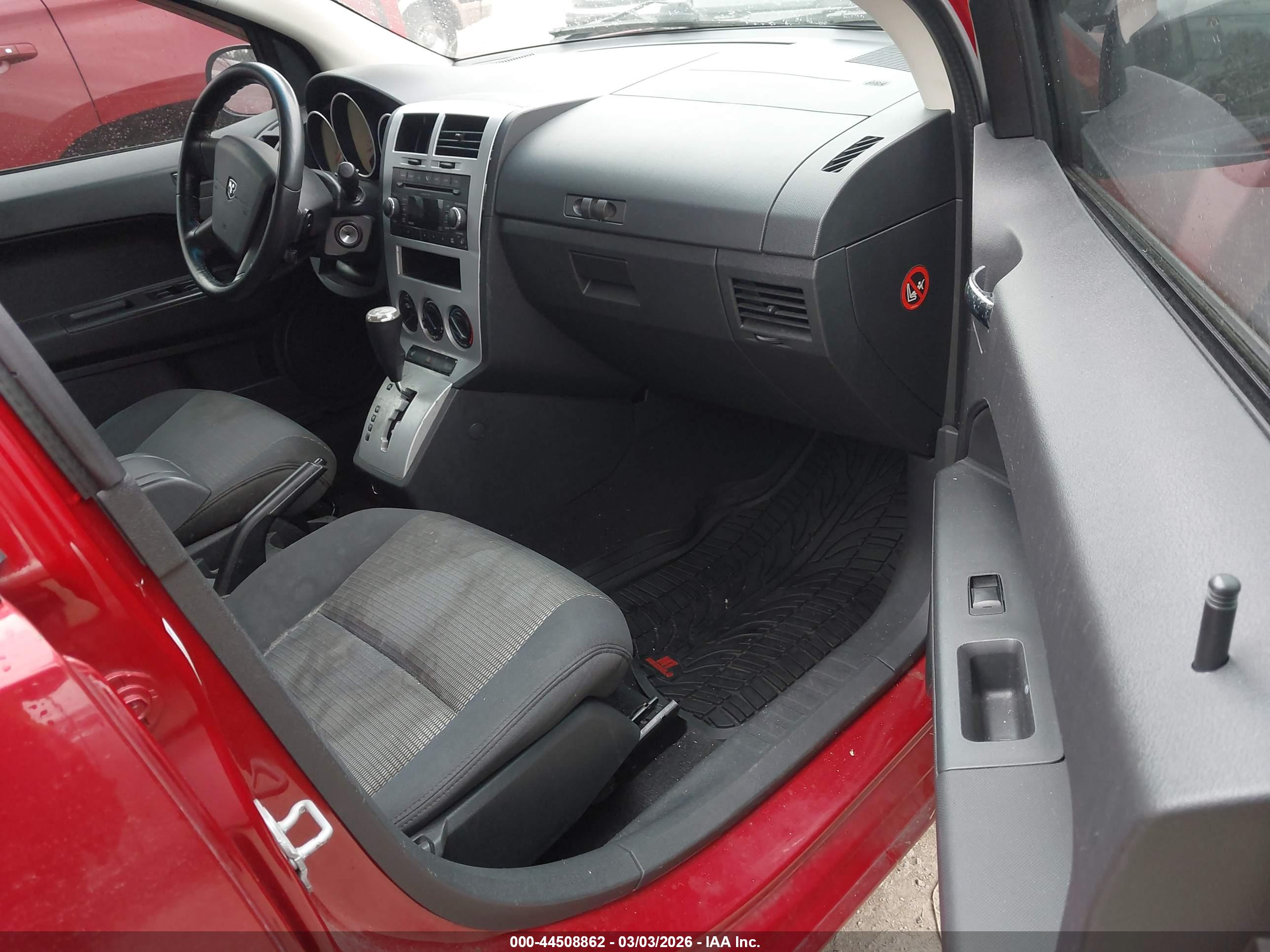 DODGE CALIBER image 5