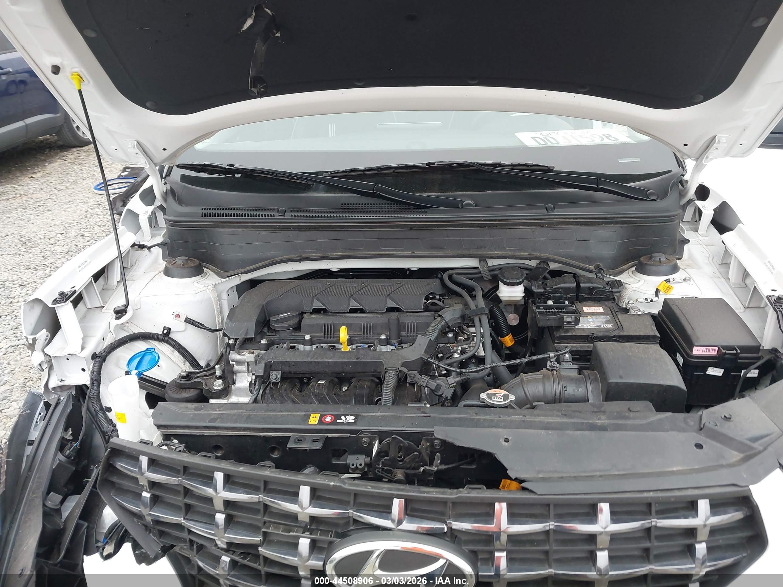 HYUNDAI VENUE image 10