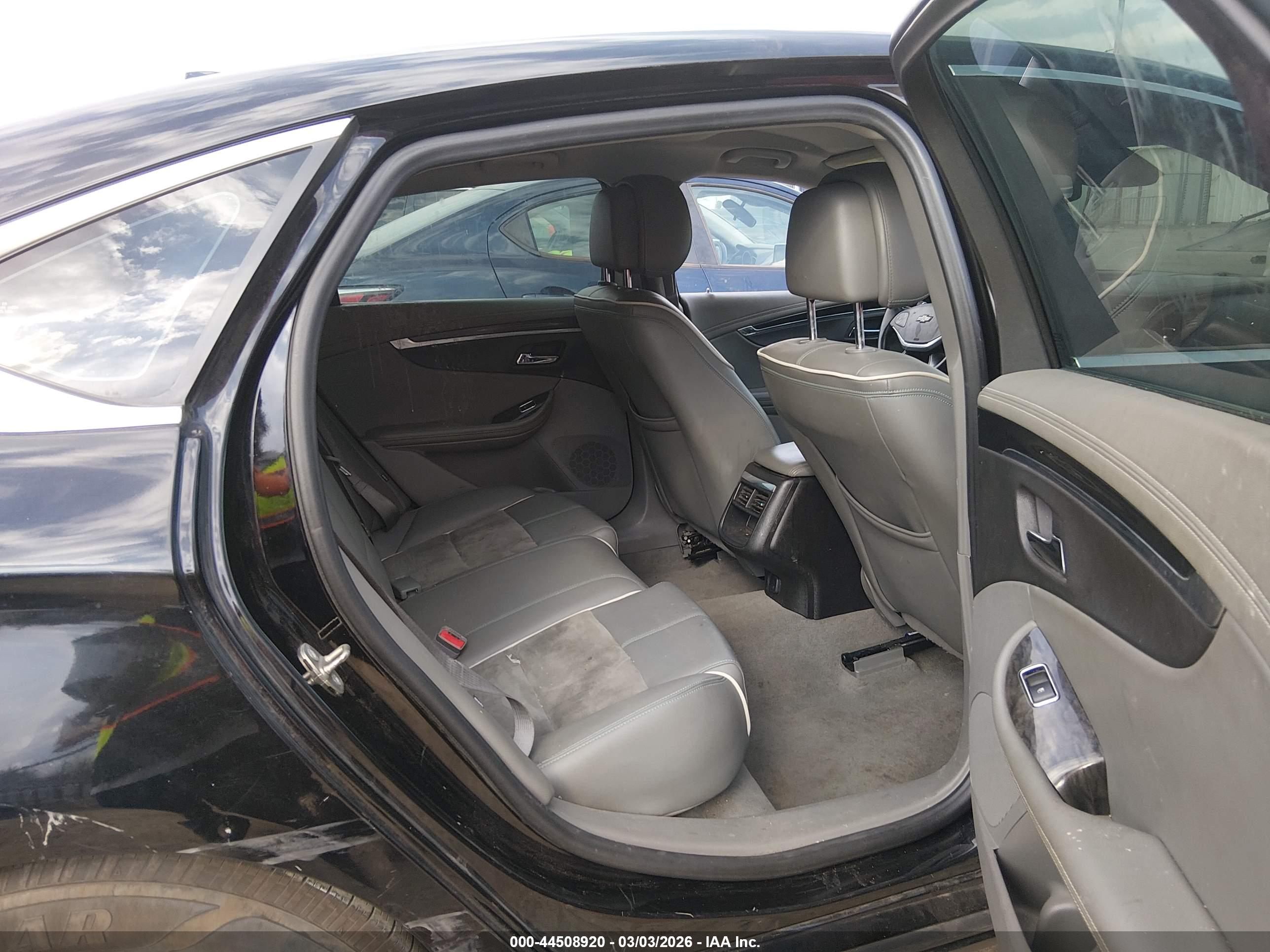 CHEVROLET IMPALA image 8