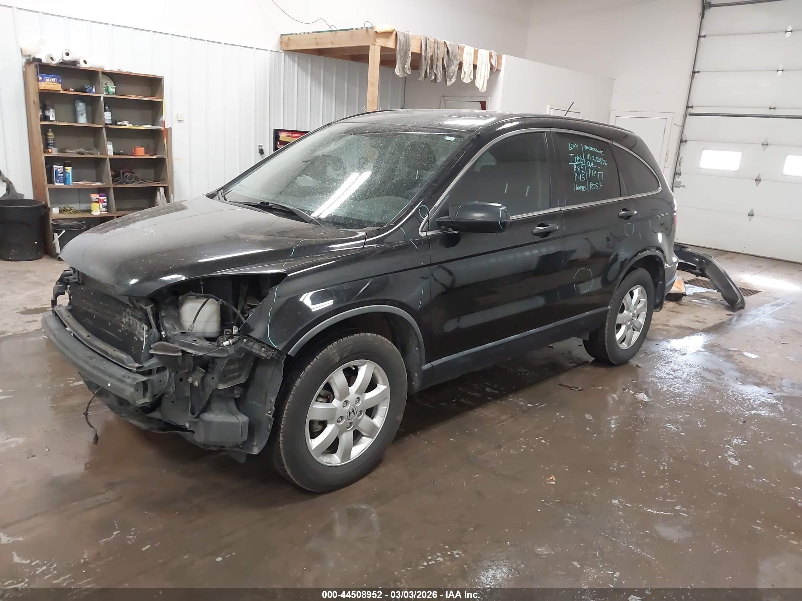 HONDA CR-V image 2