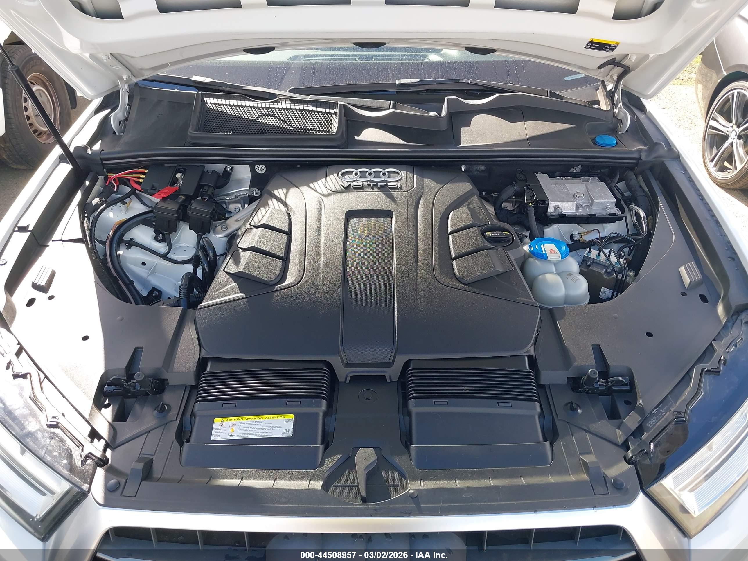 AUDI Q7 image 10