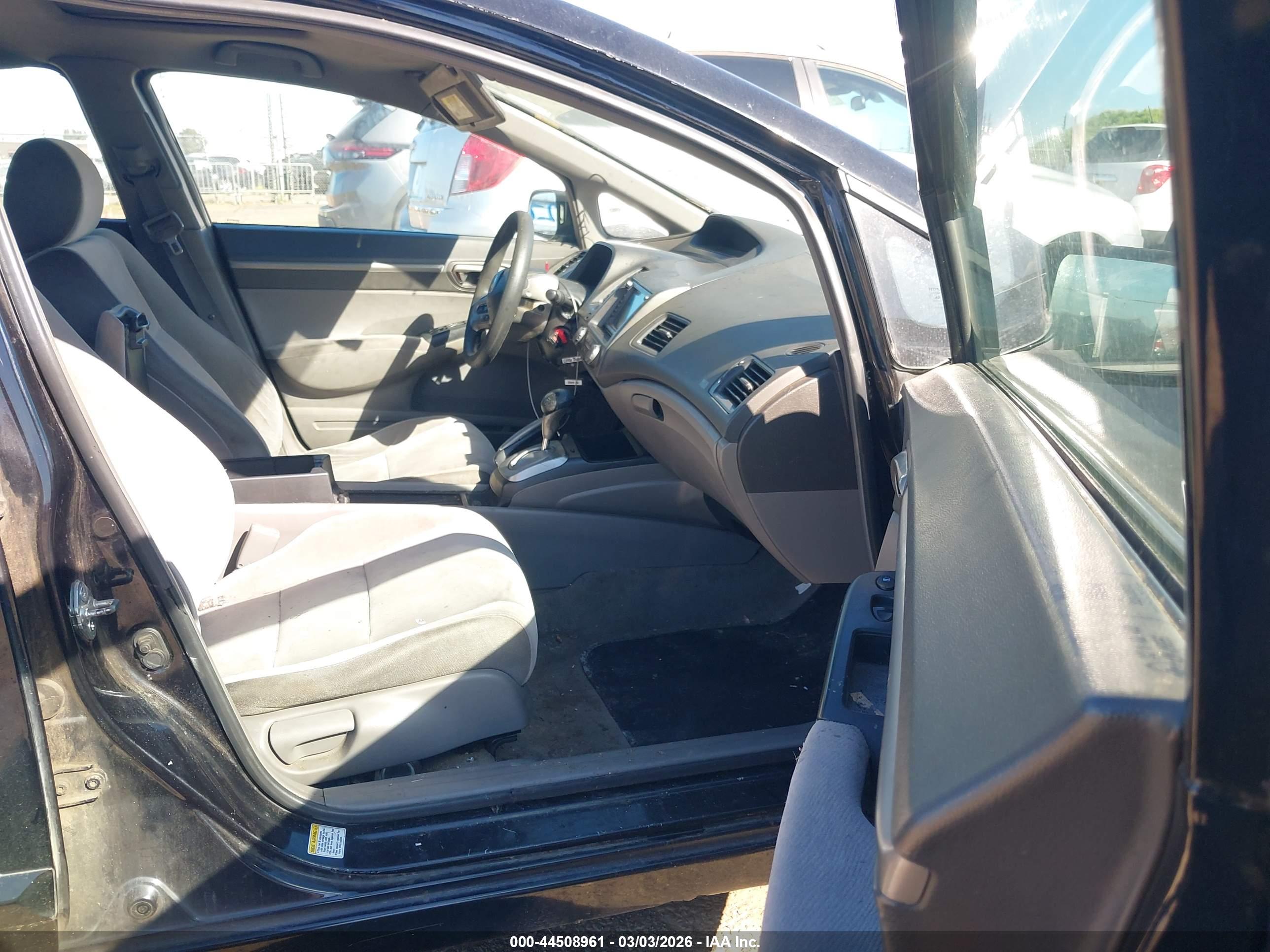 HONDA CIVIC image 5