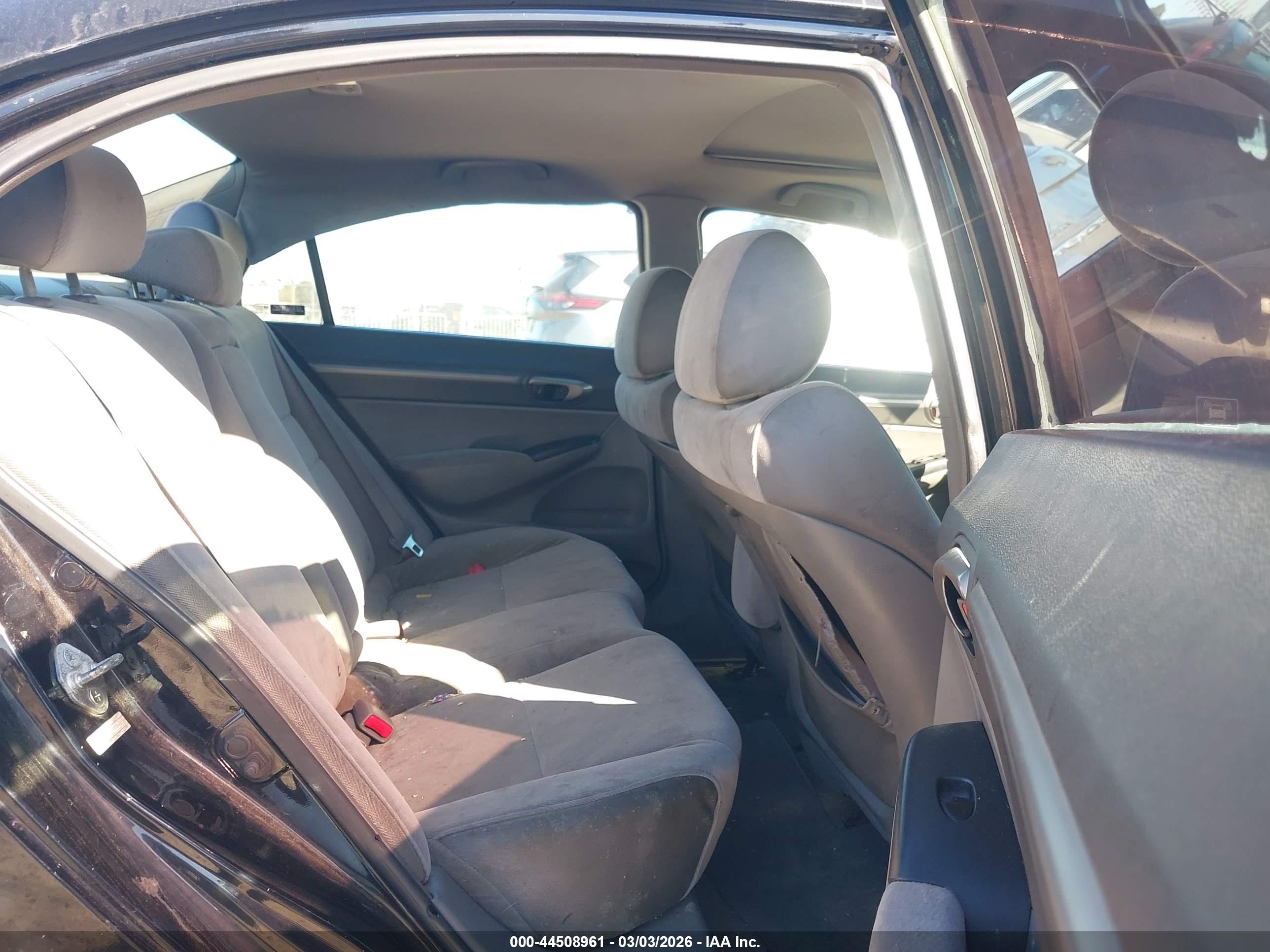 HONDA CIVIC image 8