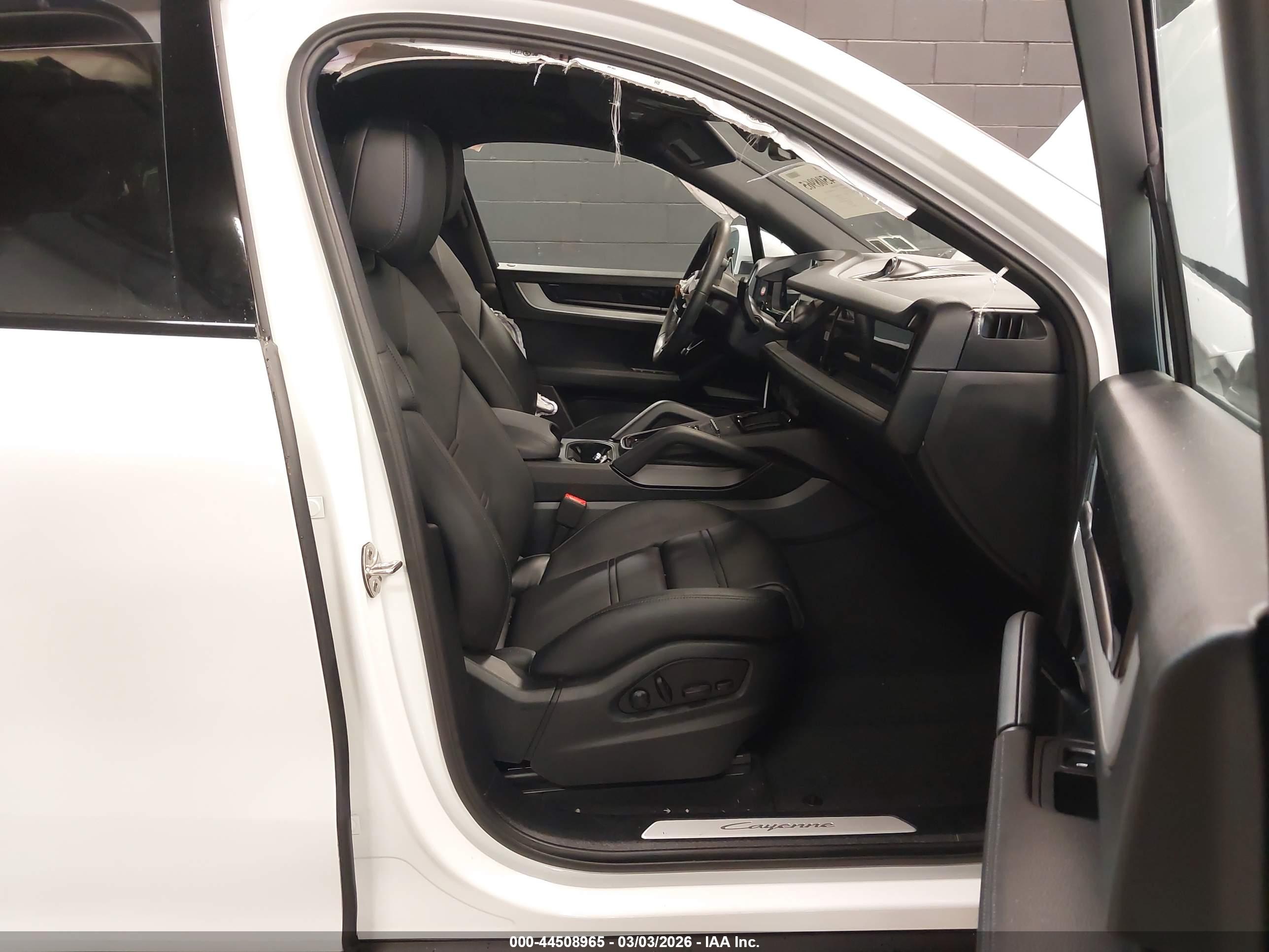 PORSCHE CAYENNE image 5