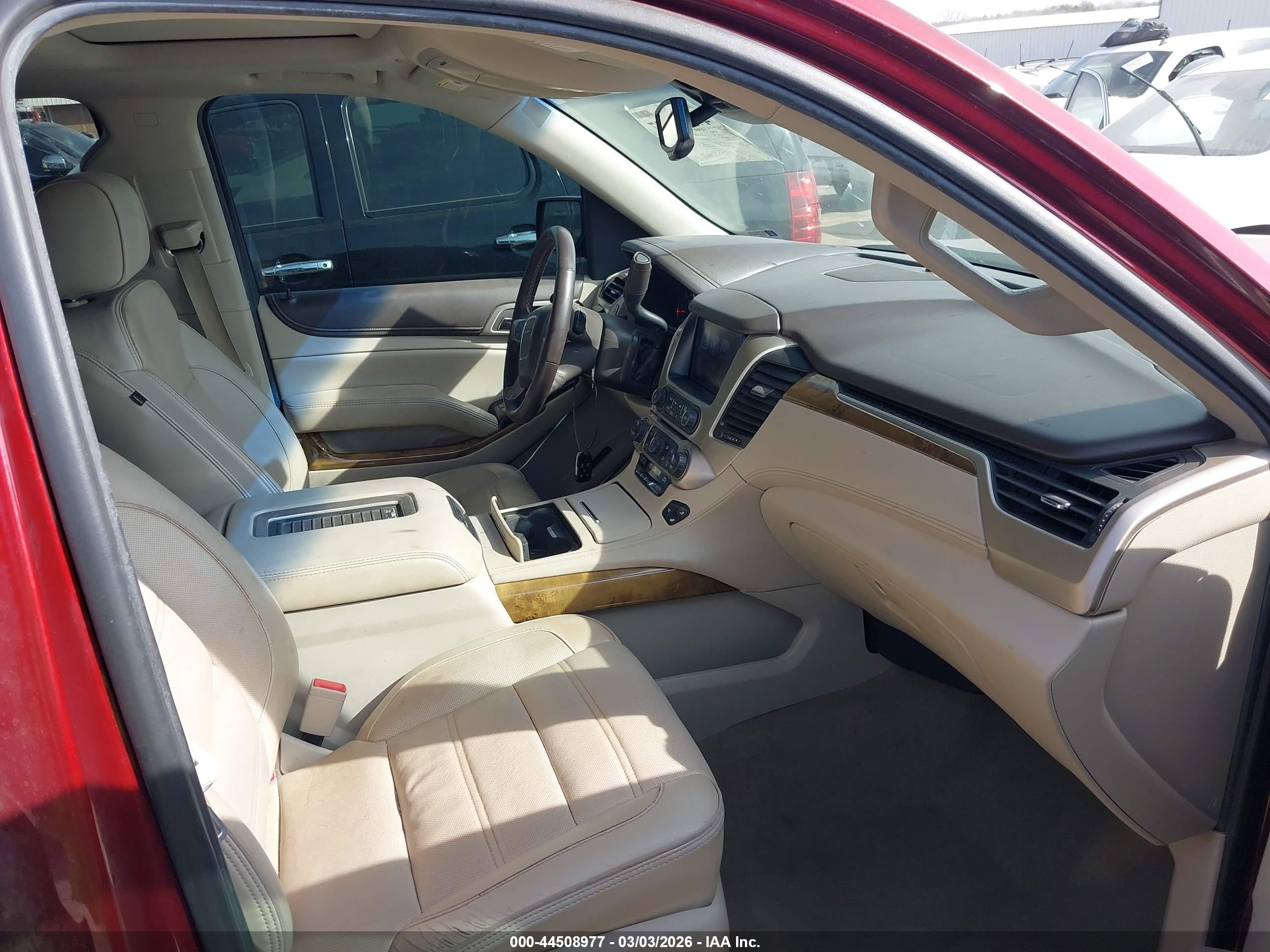 GMC YUKON image 5