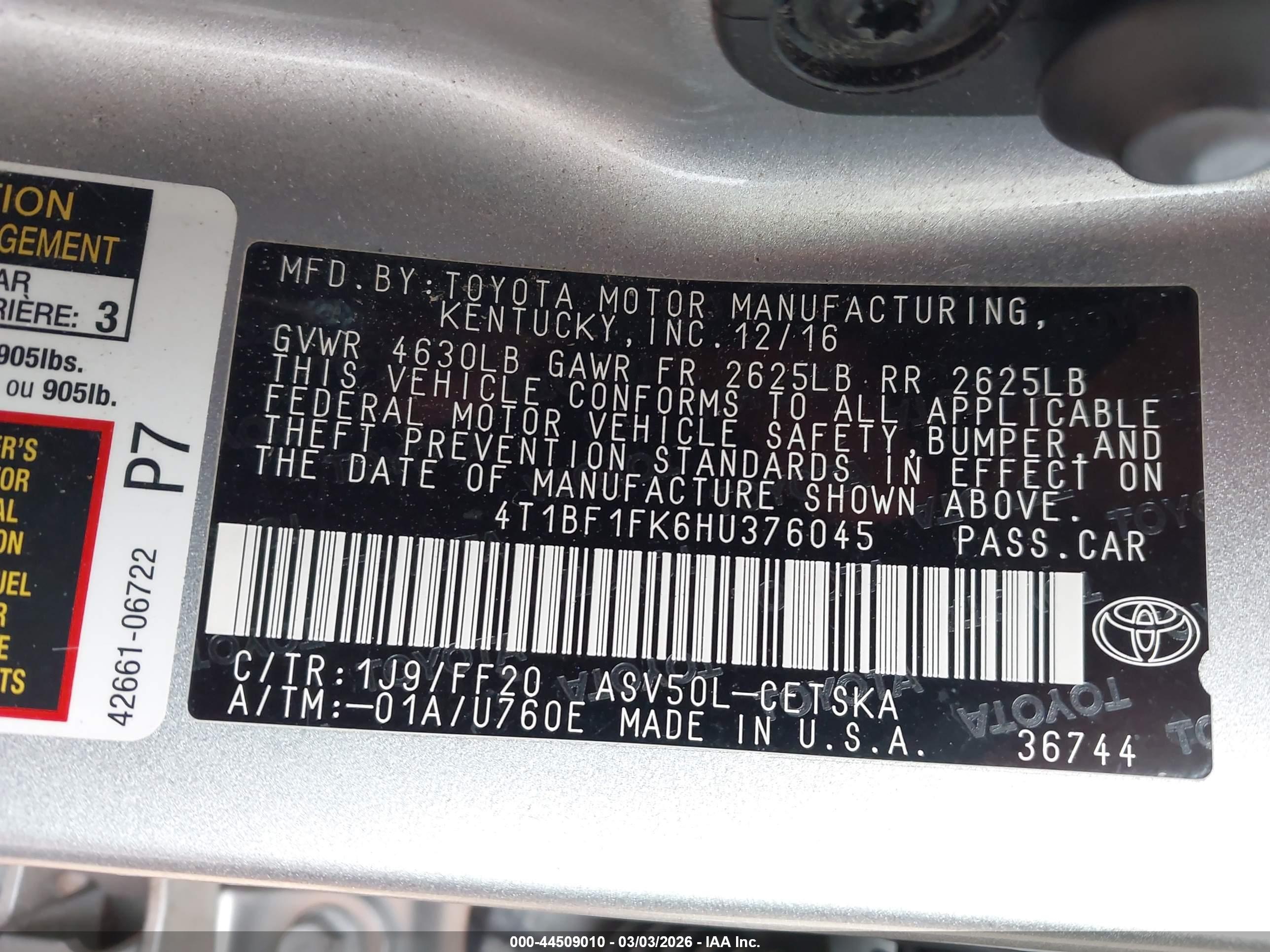 TOYOTA CAMRY image 9