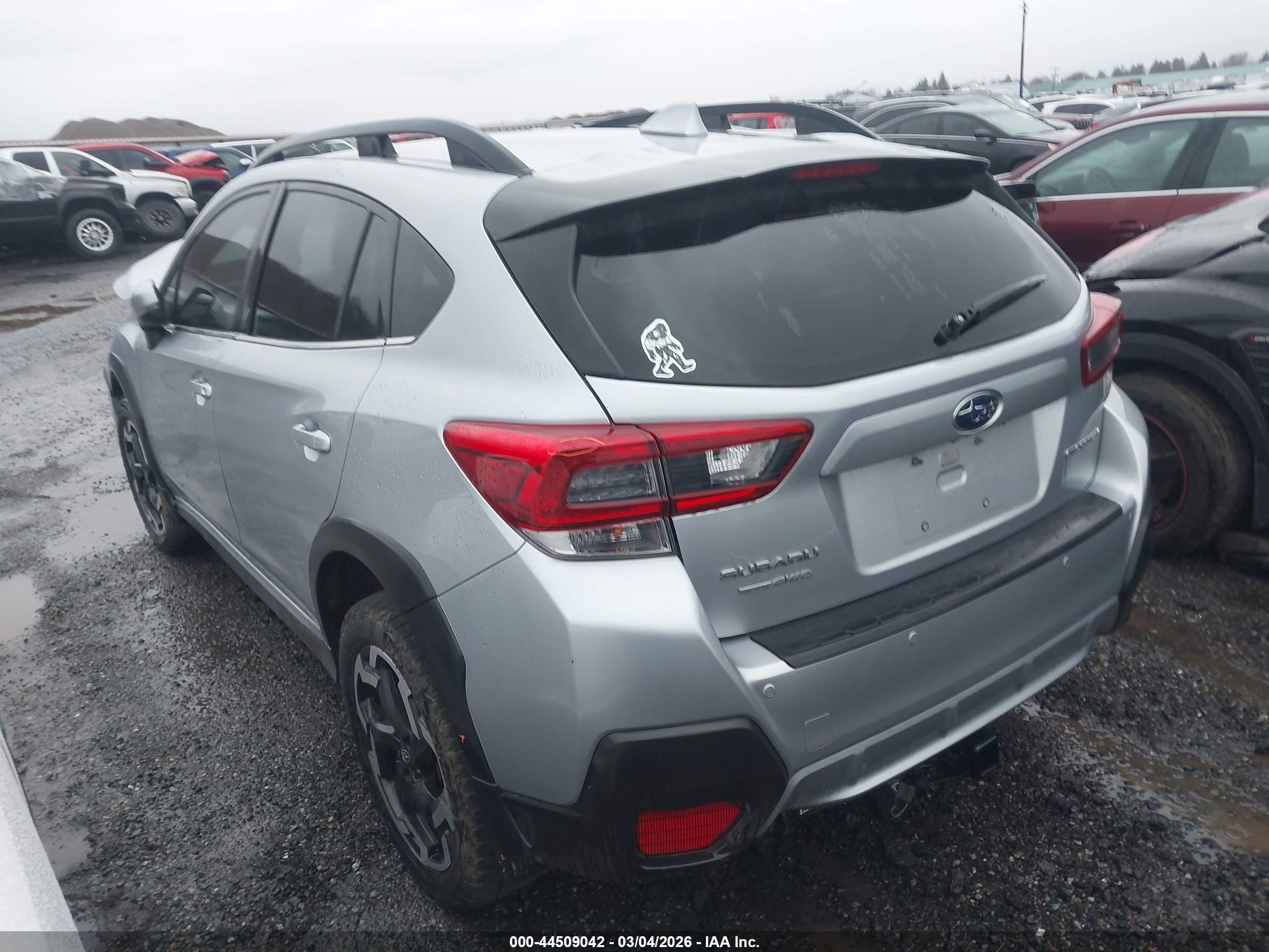 SUBARU CROSSTREK image 3