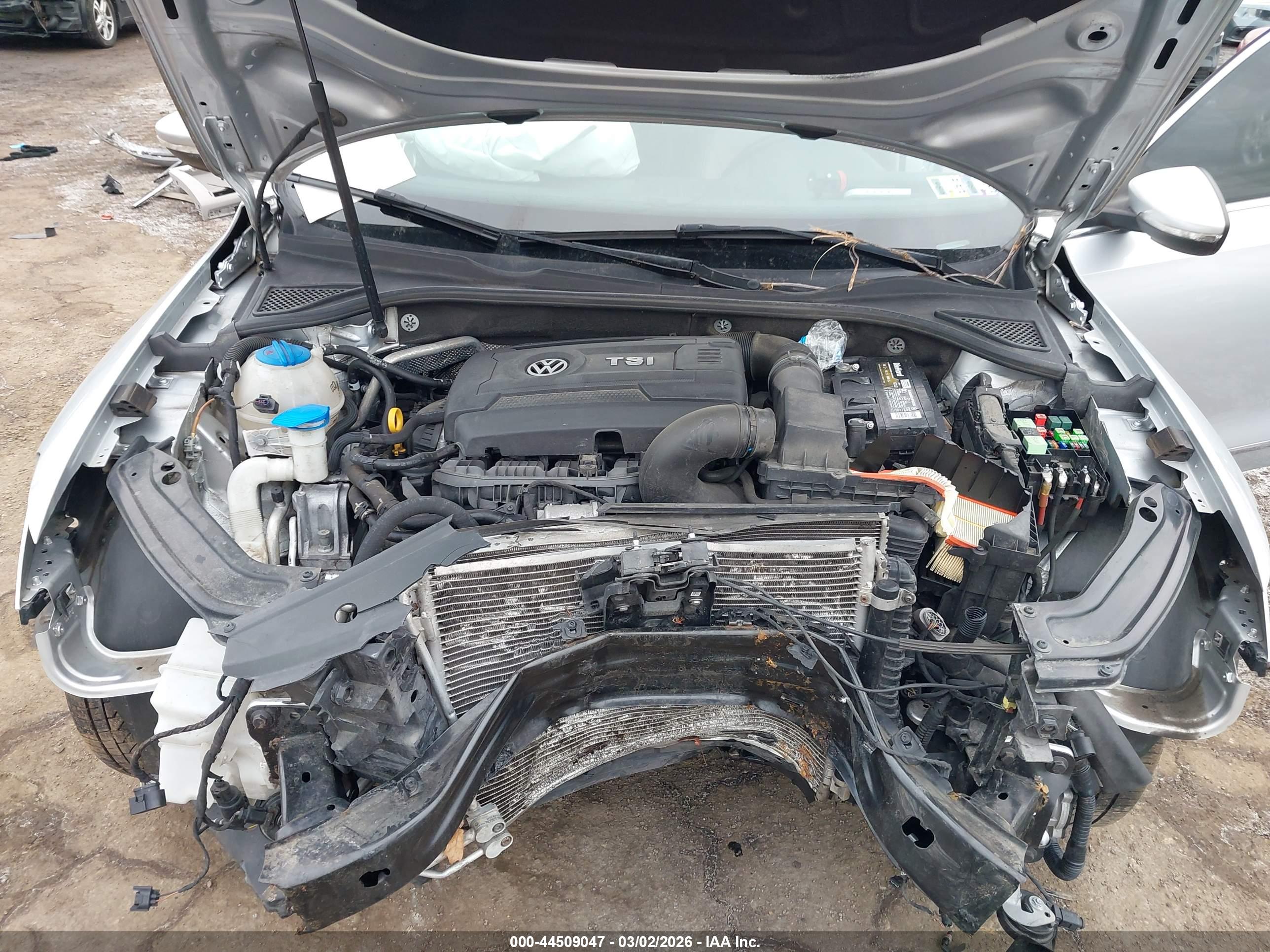 VOLKSWAGEN PASSAT image 10