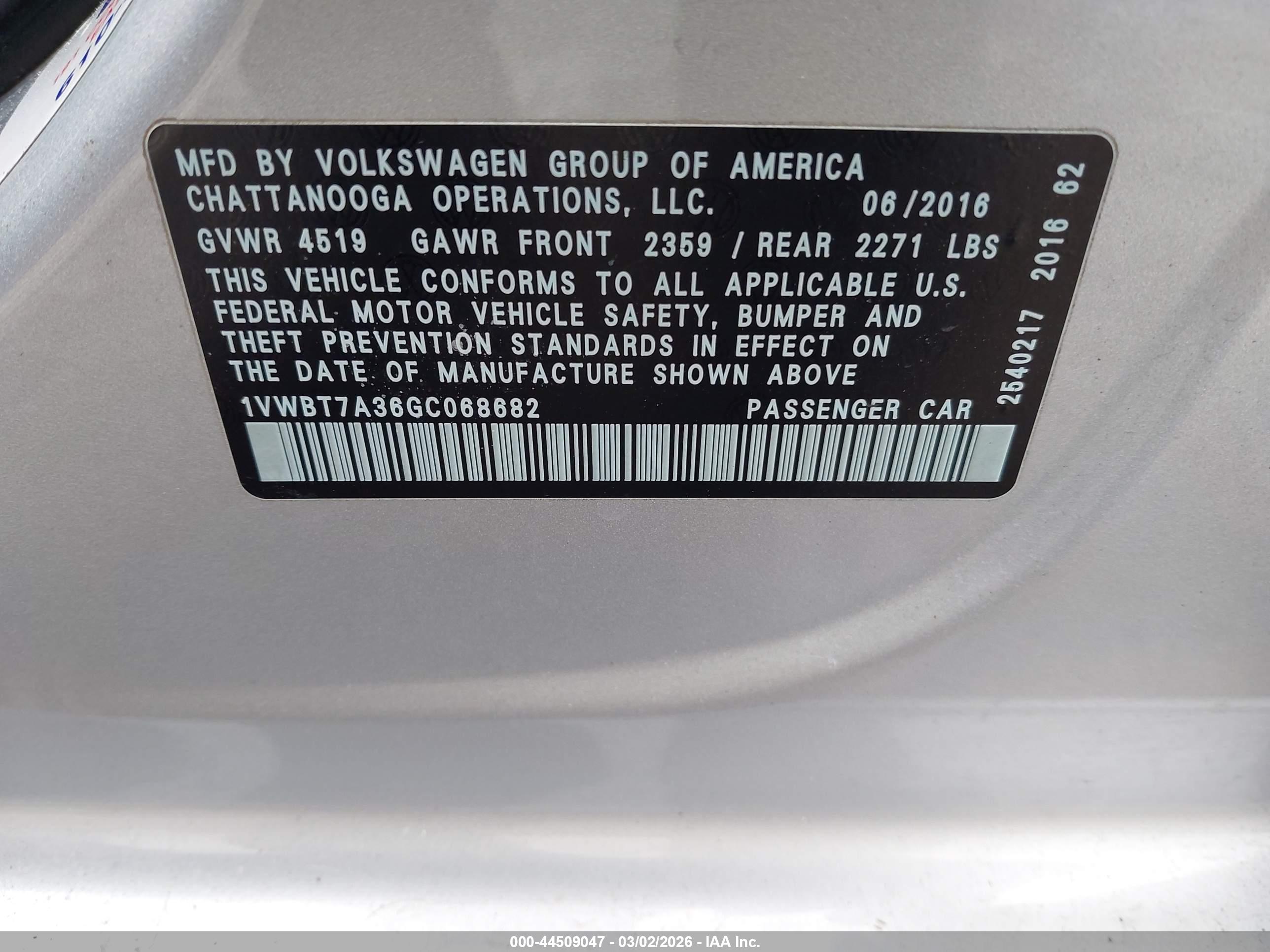 VOLKSWAGEN PASSAT image 9