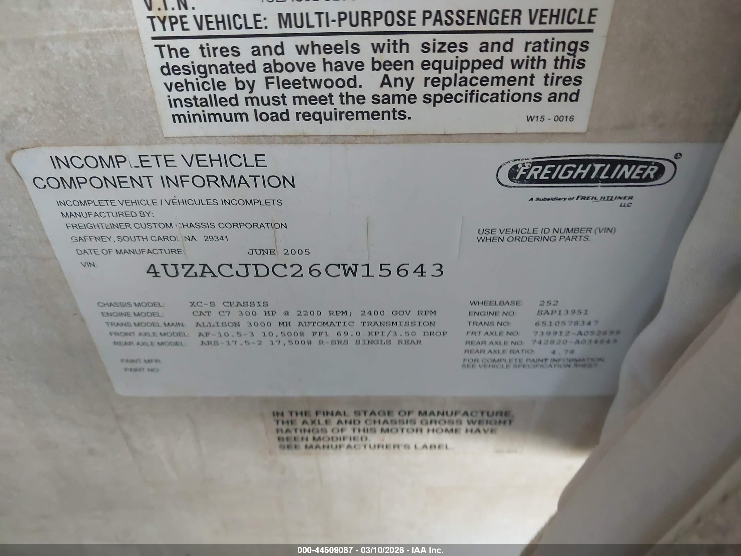 FREIGHTLINER CHASSIS image 9