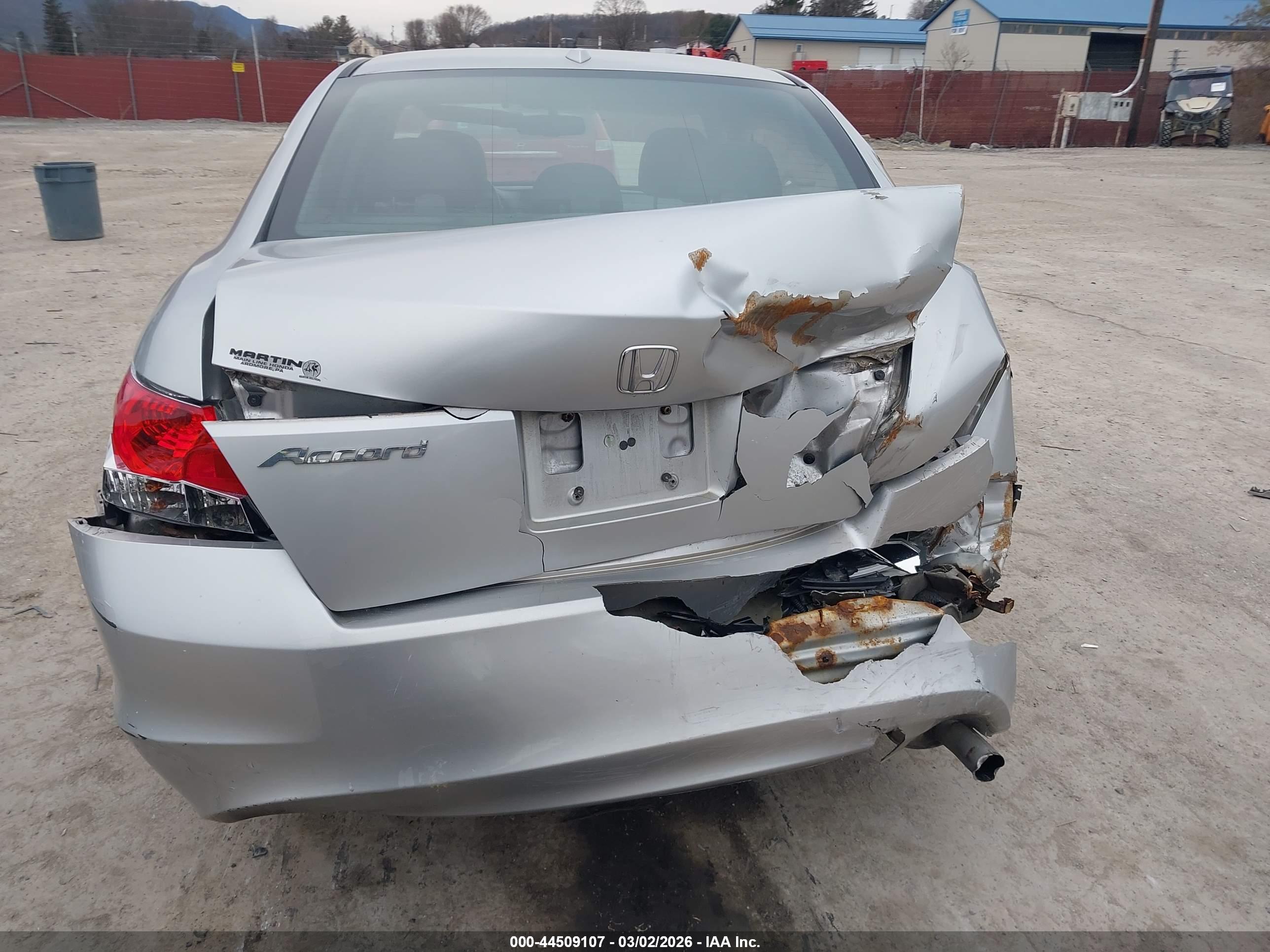 HONDA ACCORD image 6