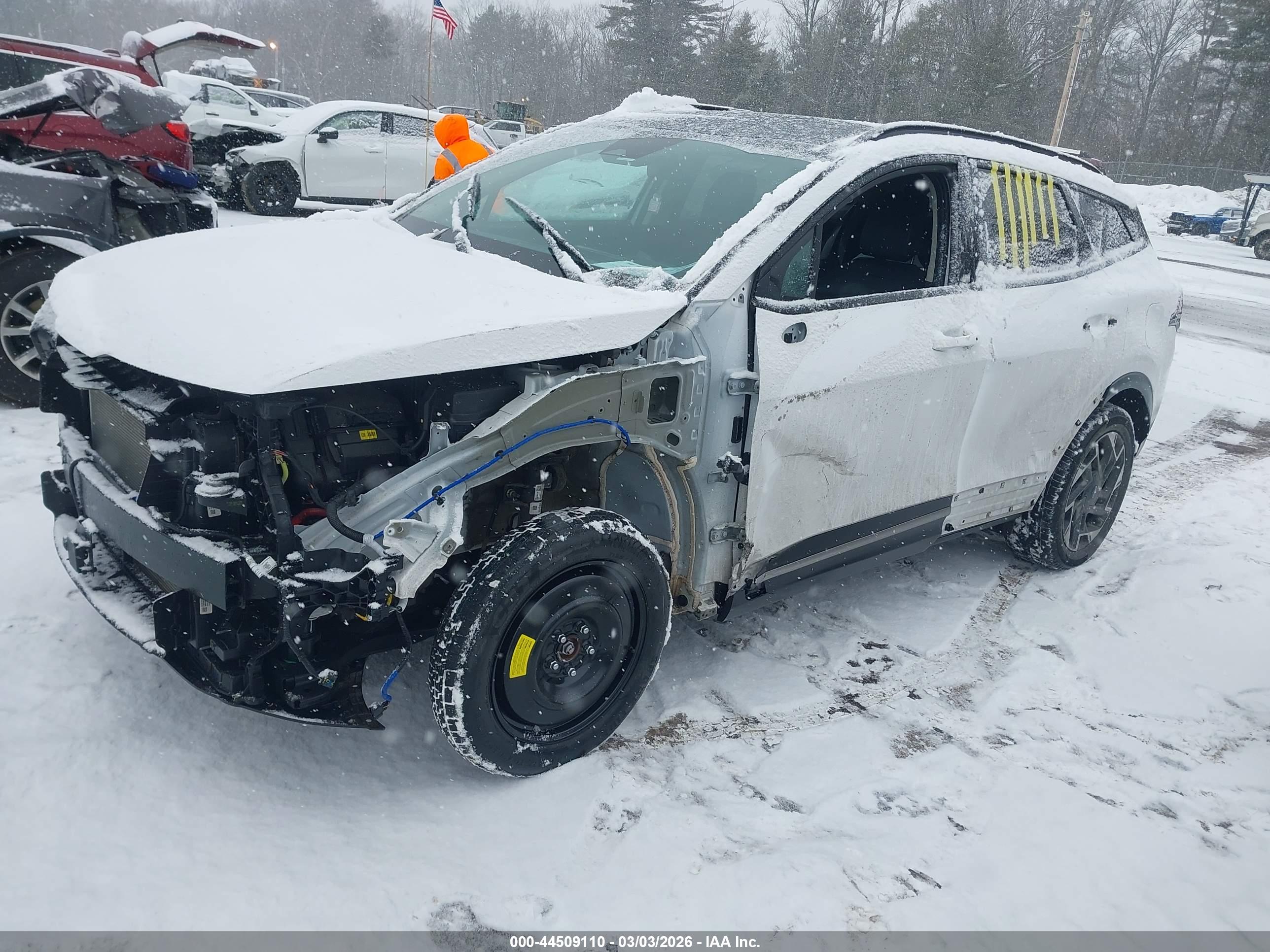 KIA SPORTAGE image 2