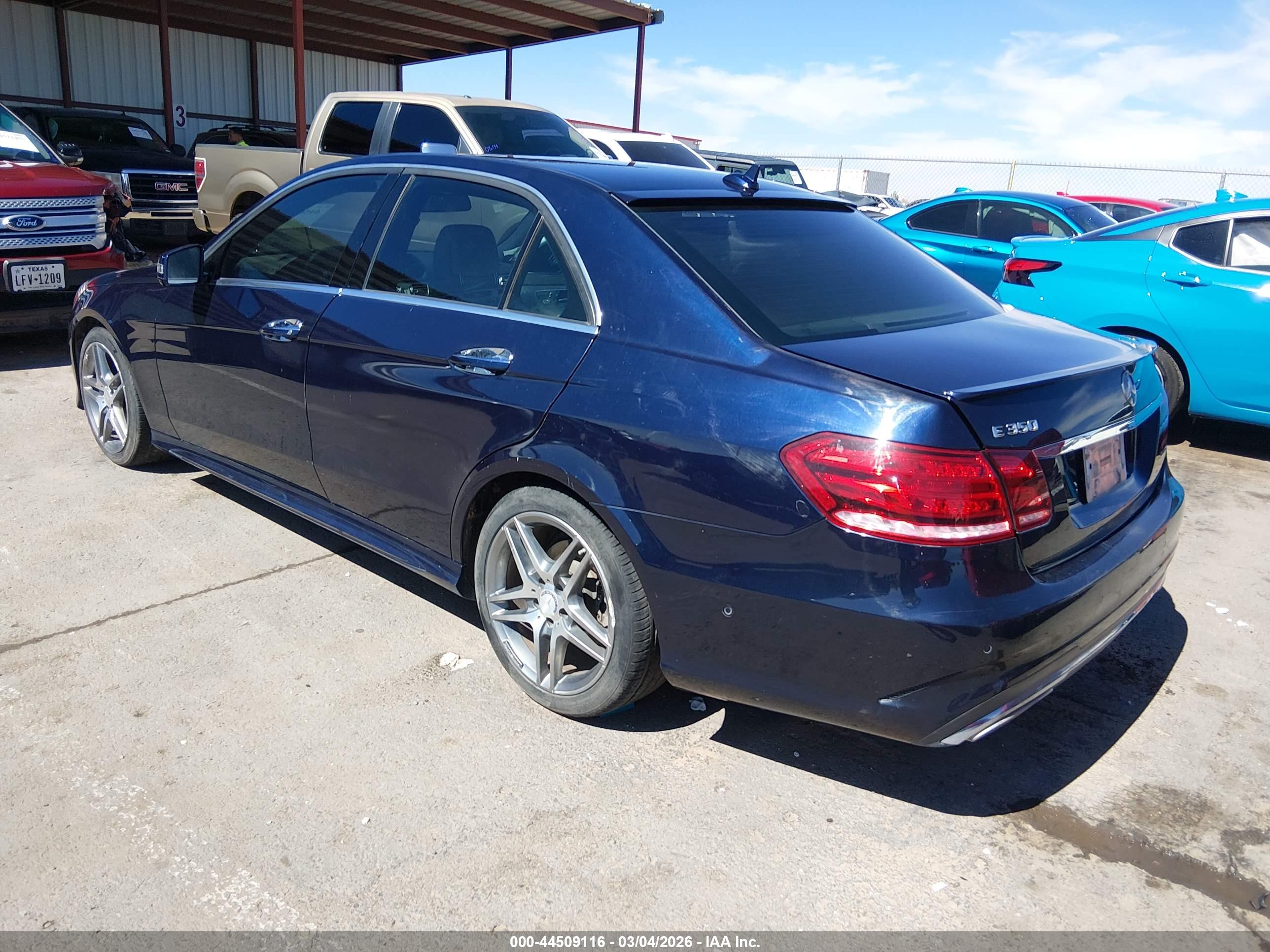 MERCEDES-BENZ E image 3