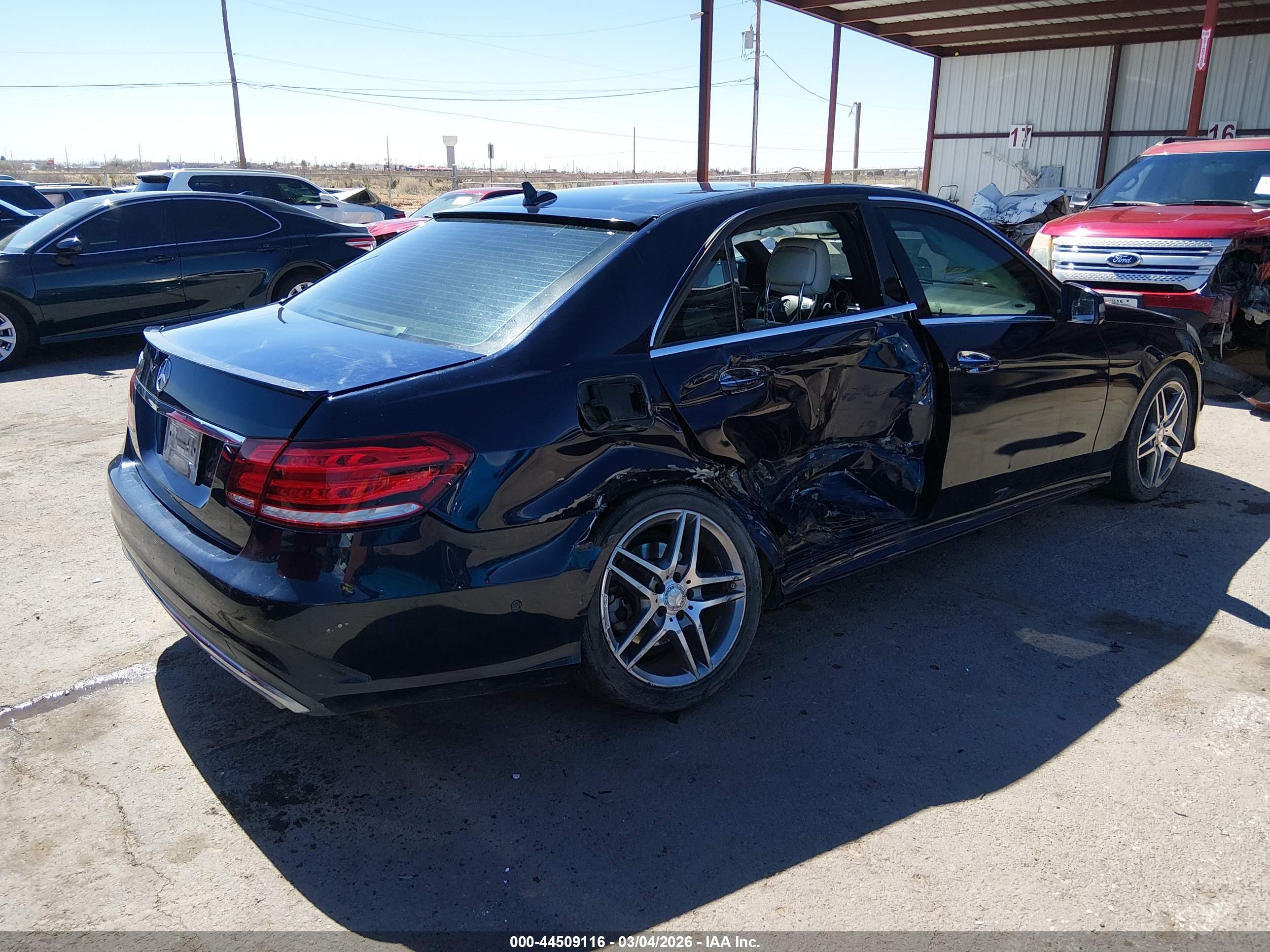 MERCEDES-BENZ E image 4