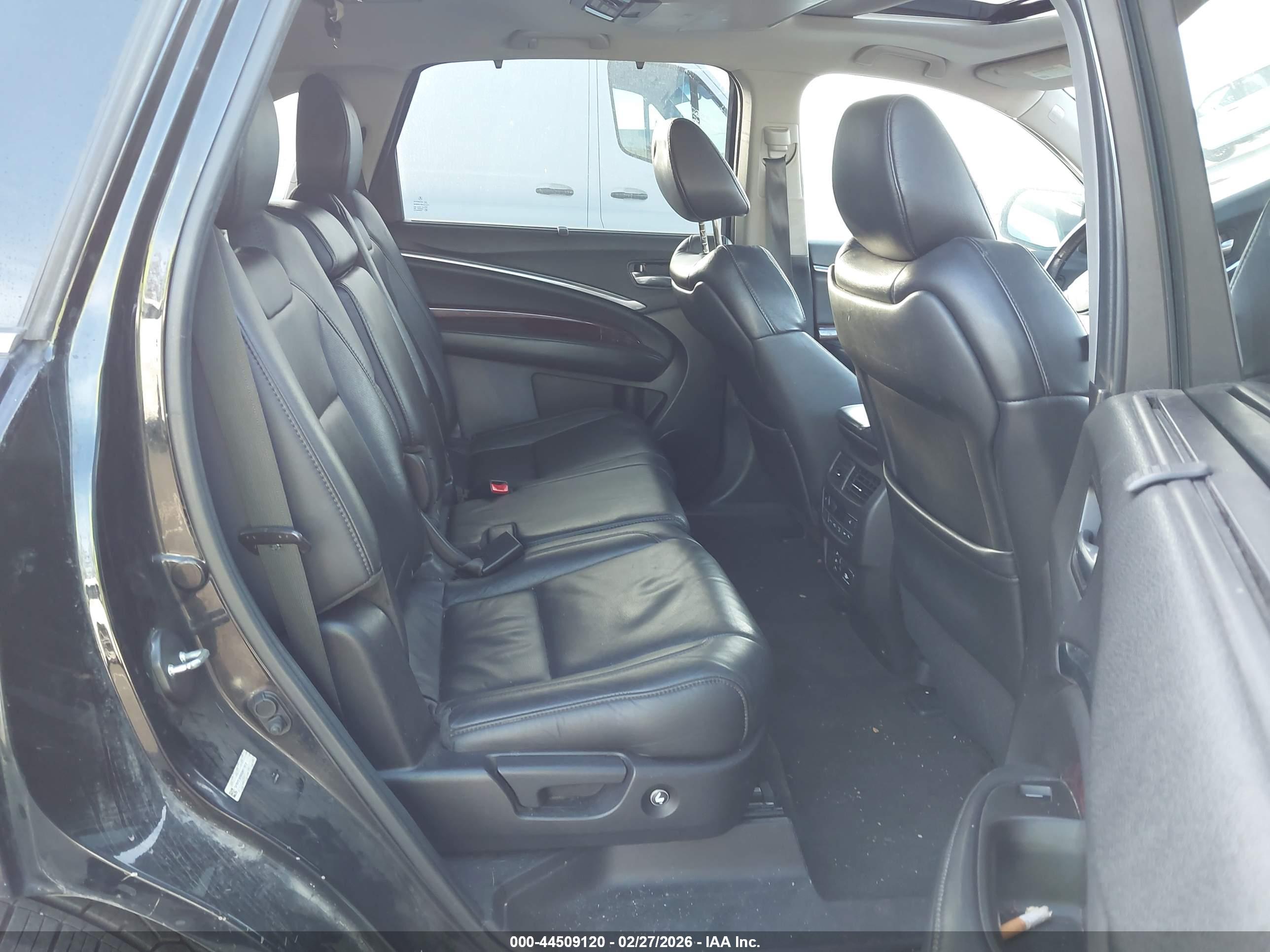 ACURA MDX image 8