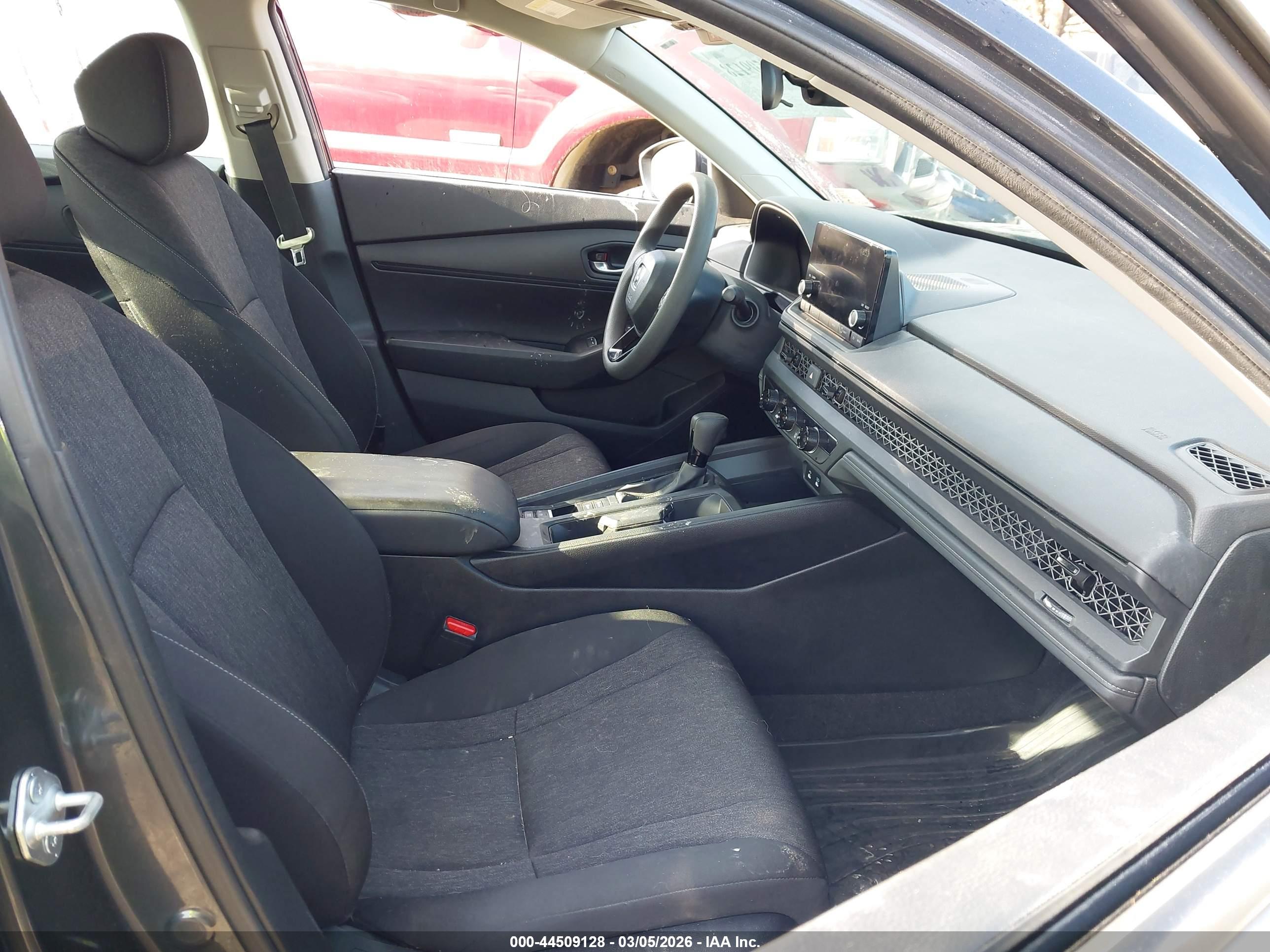 HONDA ACCORD image 5