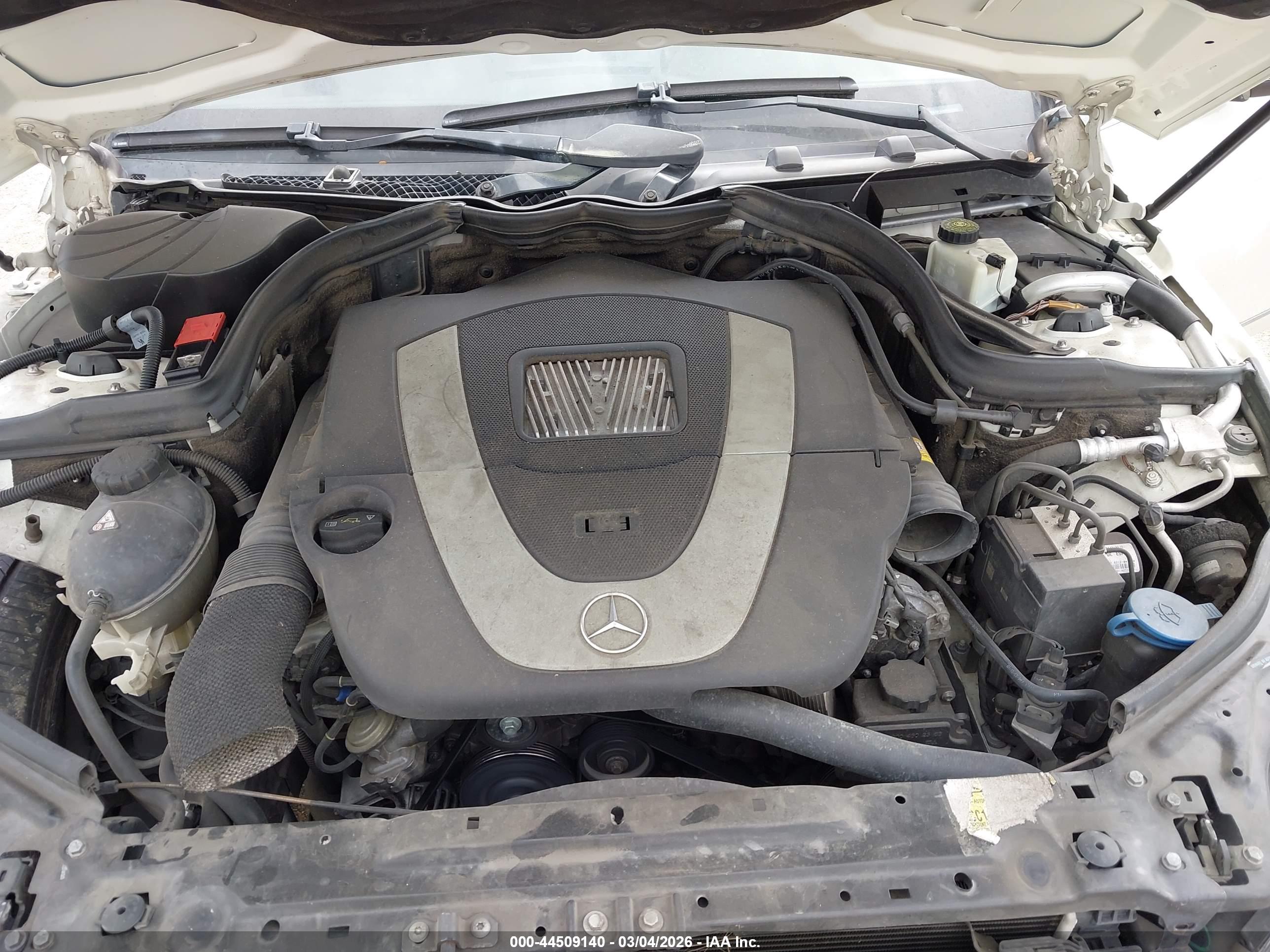 MERCEDES-BENZ C image 10