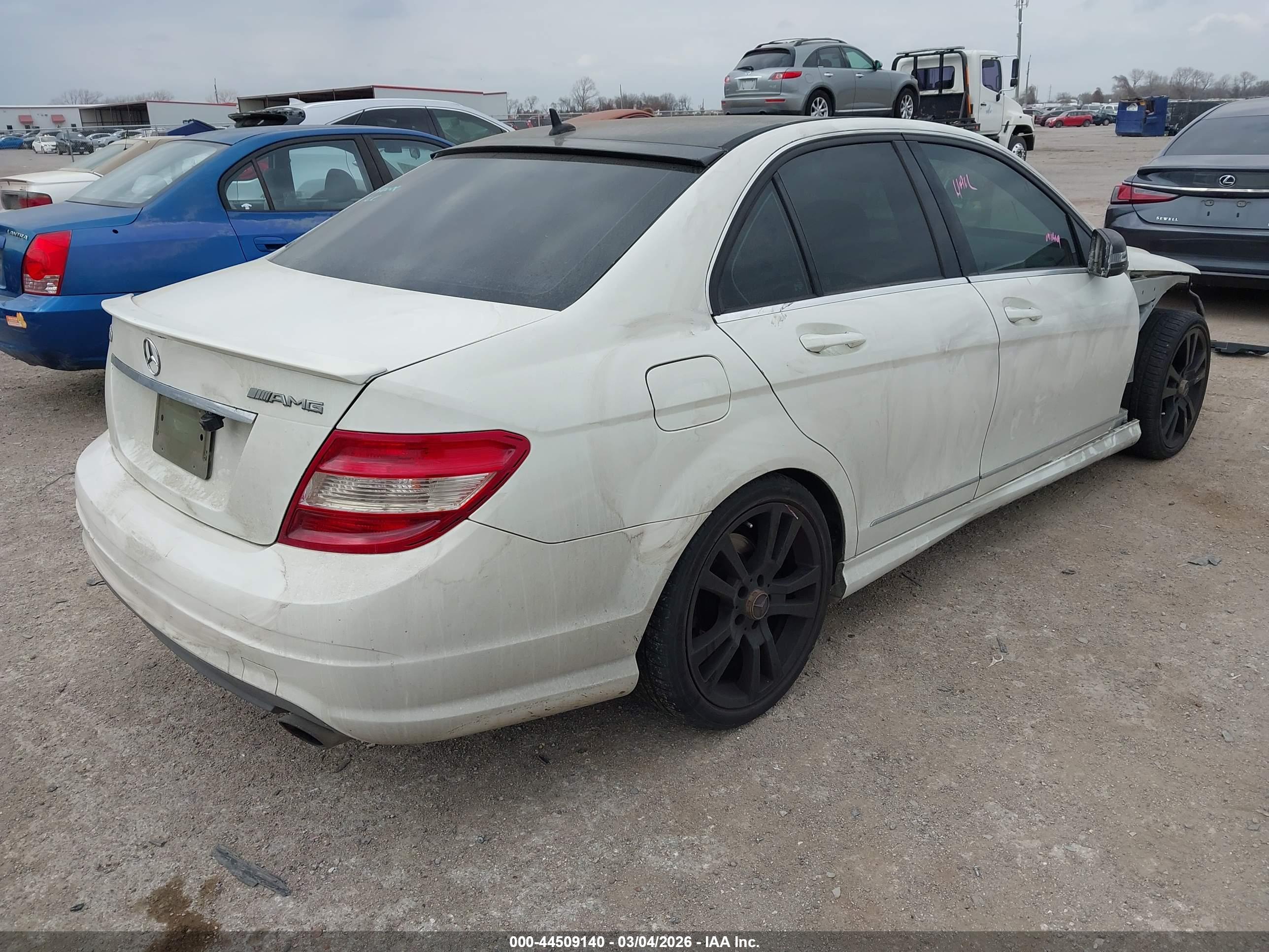 MERCEDES-BENZ C image 4