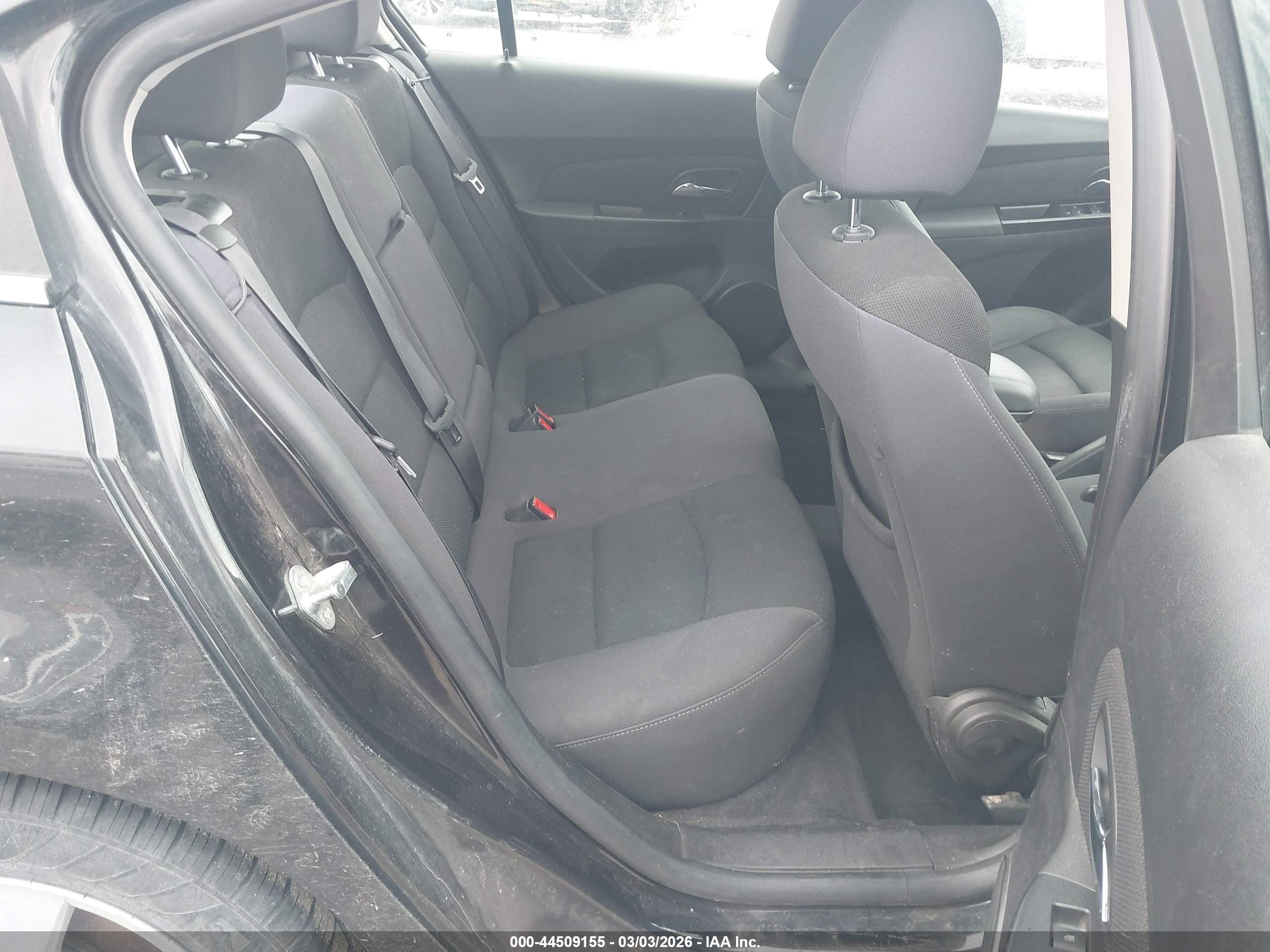 CHEVROLET CRUZE image 8
